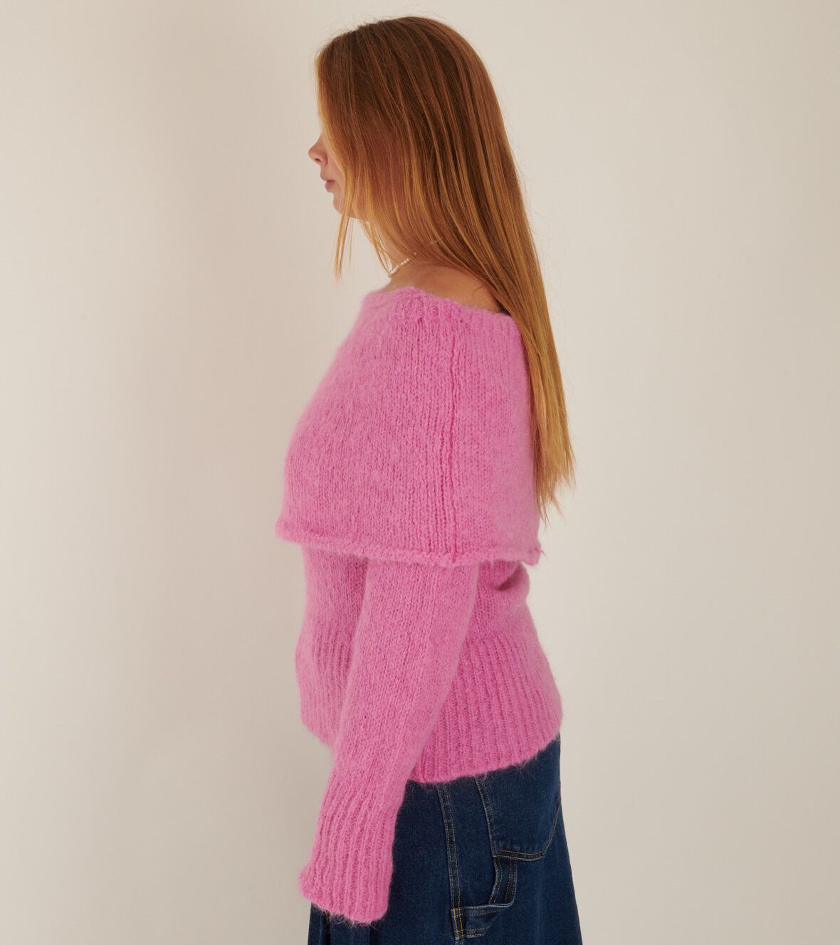 Saks Potts o1s22i1n0924 Skylar Off-Shoulder Sweater in Fuchsia Size M / US 6-8 / IT 42-44 - 3 Thumbnail