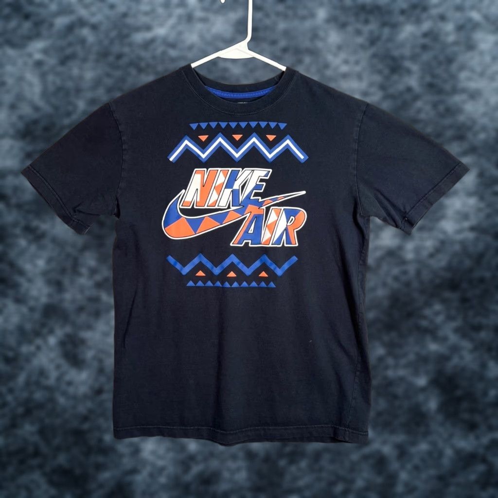 Nike Nike Air Black T-Shirt Mens Size Medium Regular Fit Graphic Tee Tribal Design Size US M / EU 48-50 / 2 - 1 Thumbnail