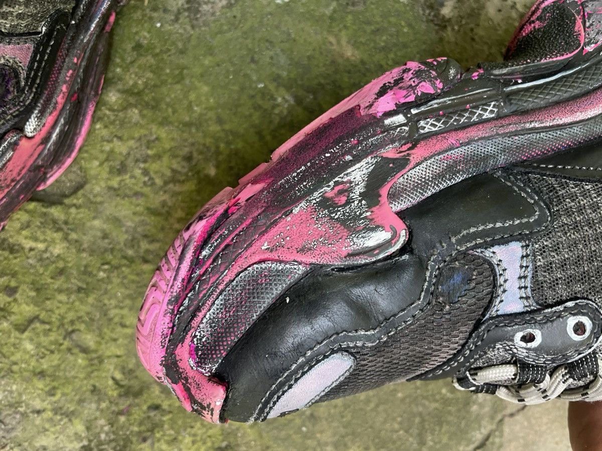 Balenciaga Balenciaga Triple S Custom Sneakers Black/Pink Size US 7 / EU 40 - 10 Thumbnail