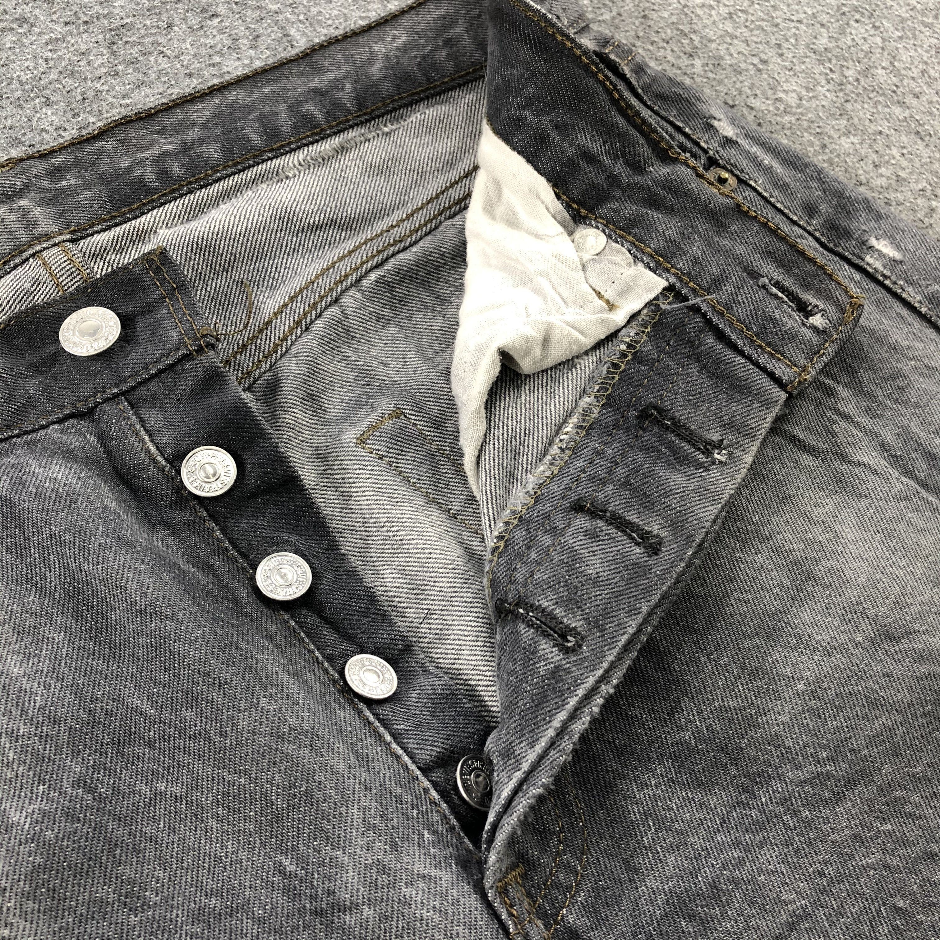 Levi's 90s Vintage Levis 501 Faded Black Jeans-JM1651 Size US 31 - 11 Thumbnail