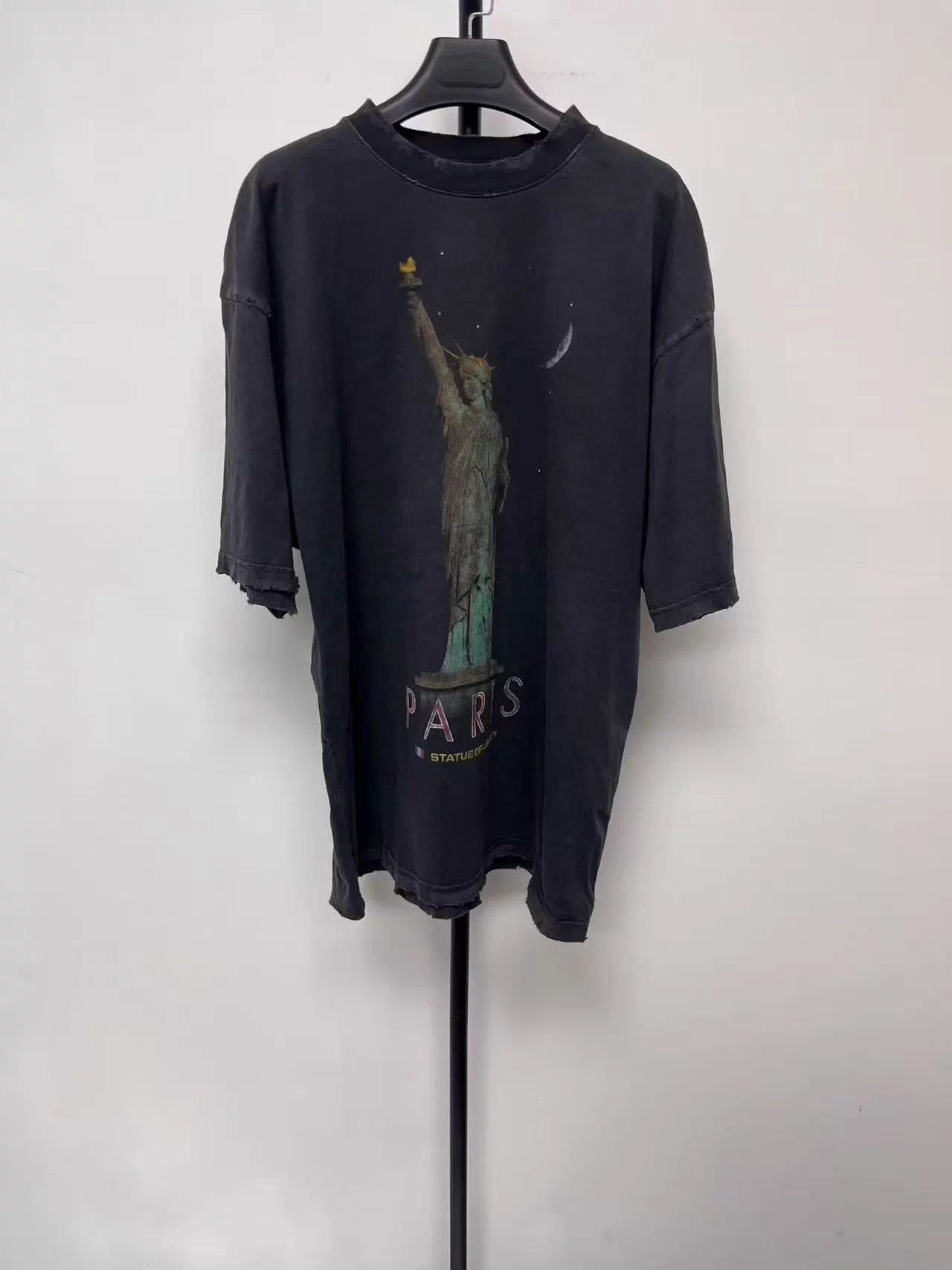 Balenciaga Balenciaga graphic print crew neck short-sleeved T-shirt, Size S / US 4 / IT 40 - 1 Thumbnail