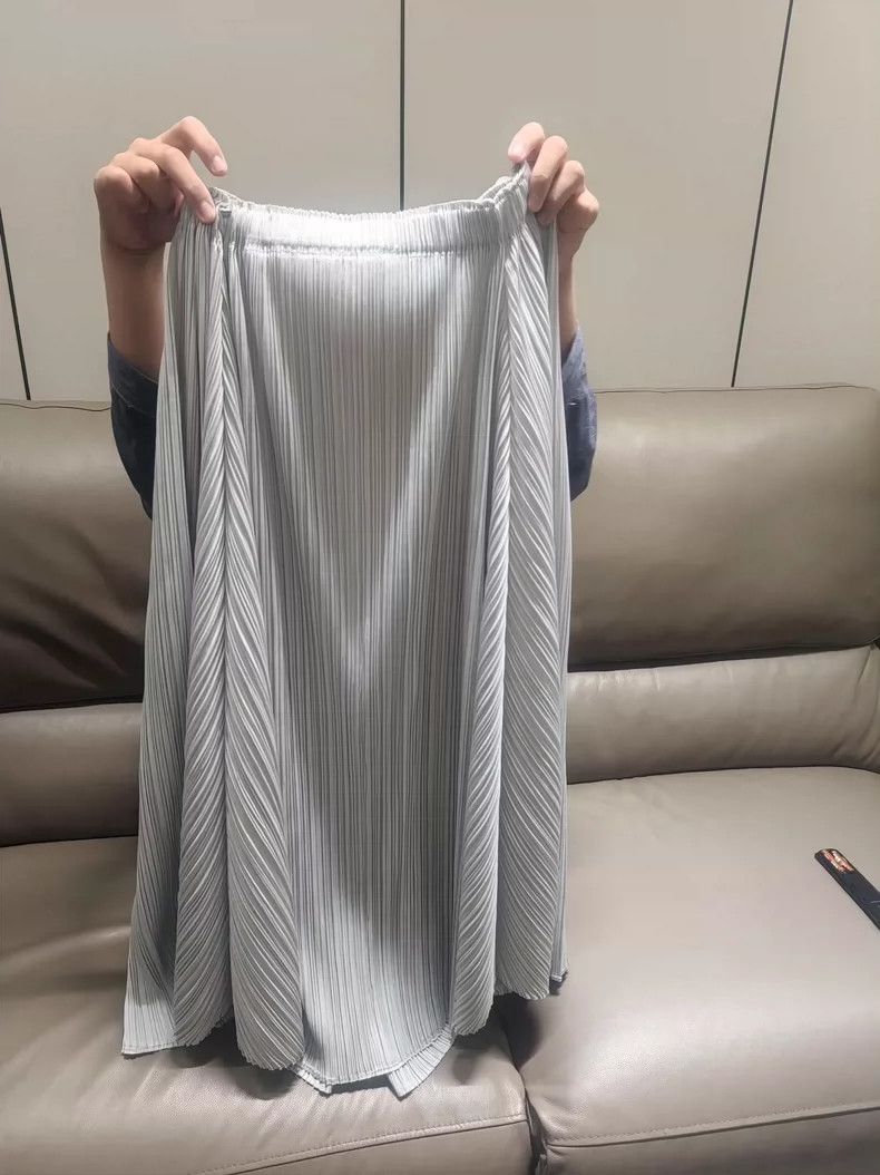 Issey Miyake issey miyake size:3 Grey petal skirt Size 42" / US 20 - 6 Thumbnail