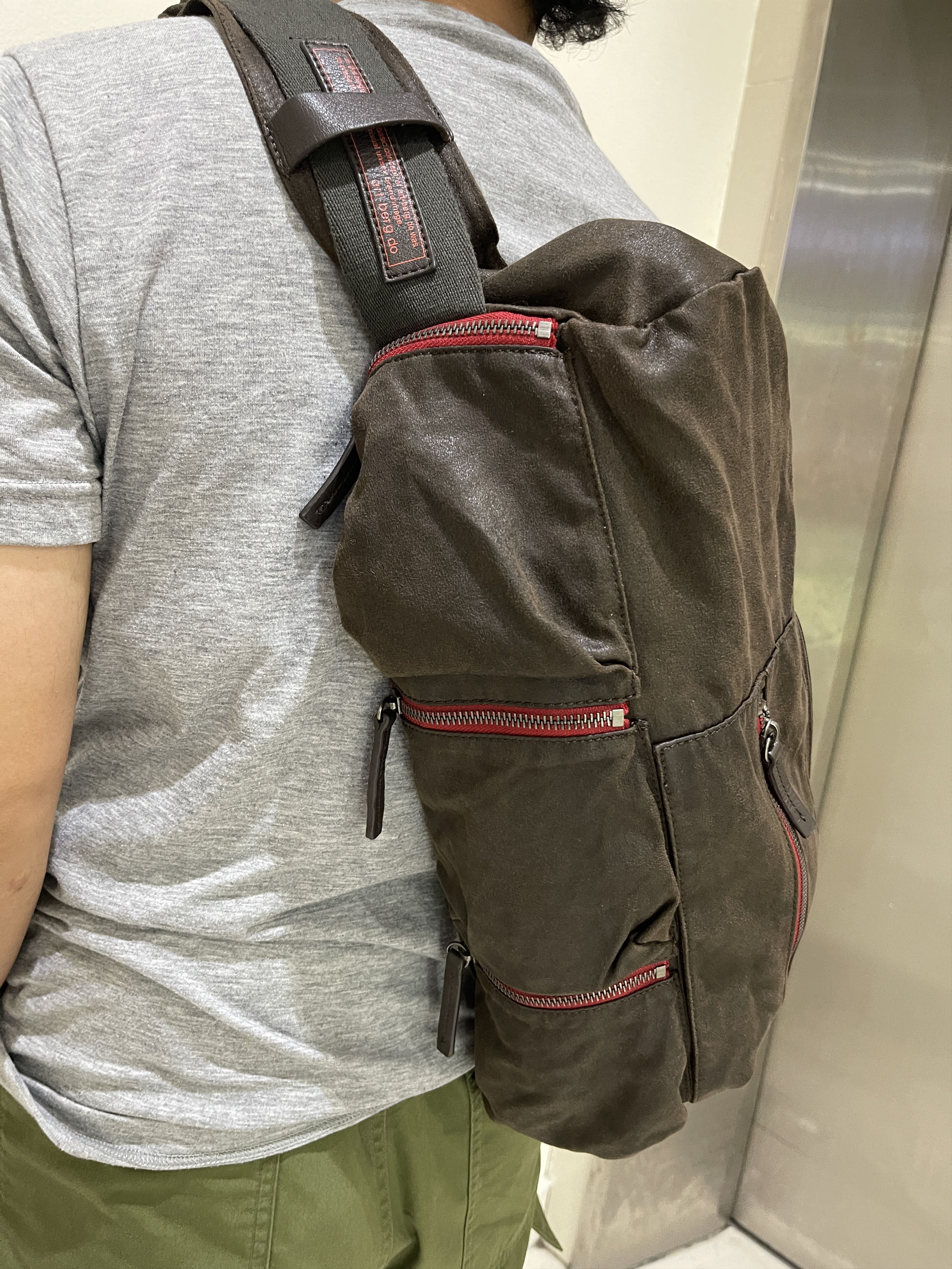 Japanese Brand VERY RARE🔥WAXED CROSSBODY TACTICAL ART BERG 2WAY Size ONE SIZE - 3 Thumbnail