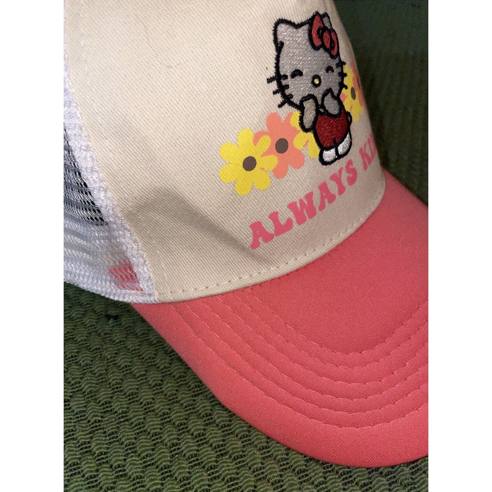 Vintage SANRIO HELLO KITTY "ALWAYS KIND" TRUCKER HAT YES ZONE? Size ONE SIZE - 6 Thumbnail