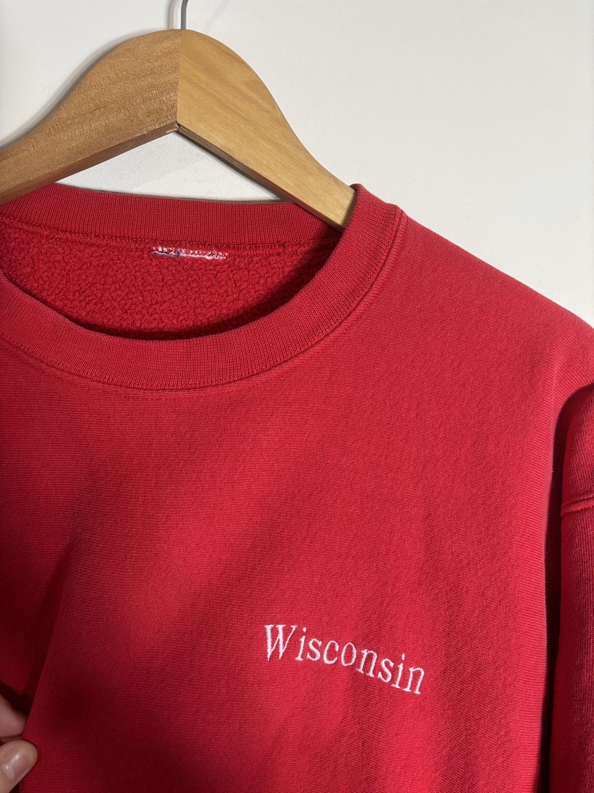 Vintage Vtg Wisconsin Badgers Crewneck Sweatshirt Reverse Weave XXL Size US XXL / EU 58 / 5 - 2 Thumbnail