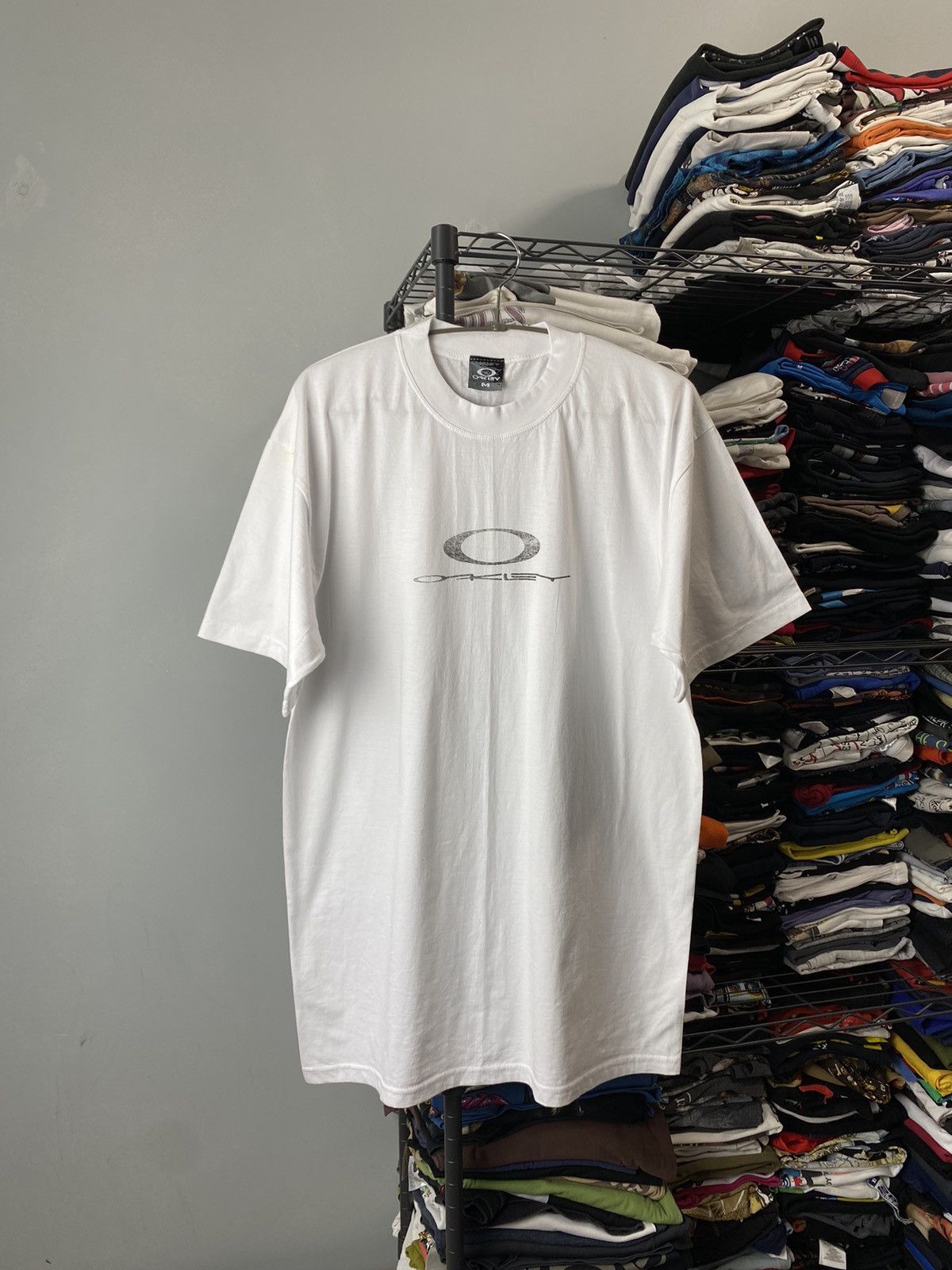 Pre-owned Oakley X Vintage 2000's Oakley T Shirt Center Logo Gorpcore In White