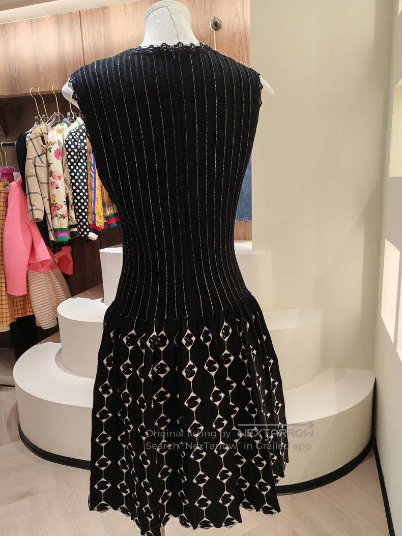Alaia Alaia Black and white color block sleeveless dress Size XS / US 0-2 / IT 36-38 - 8 Thumbnail
