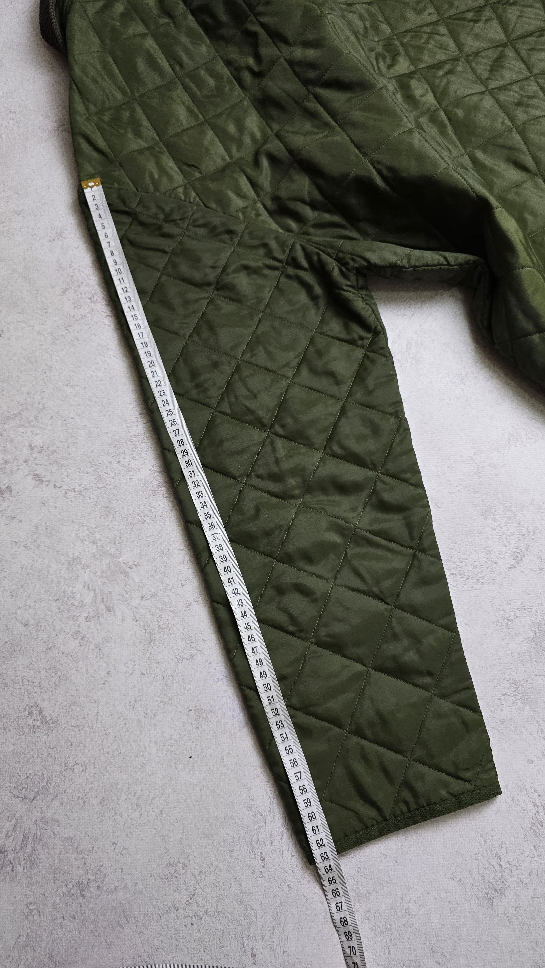 Barbour Liddesdale Quilted Jacket Olive Corduroy Collar Heritage Size US L / EU 52-54 / 3 - 4 Thumbnail