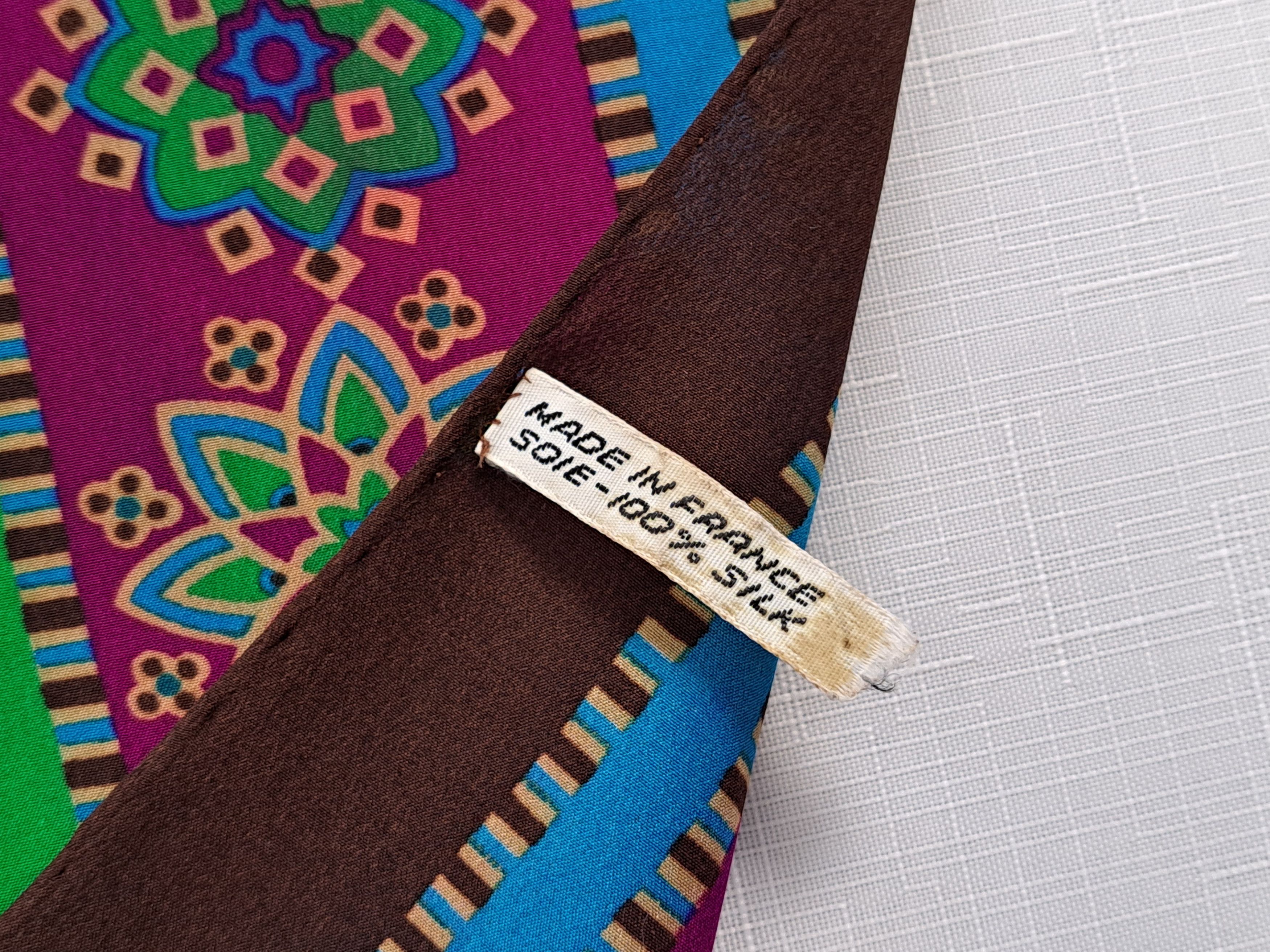 Vintage × Yves Saint Laurent Vintage Yves Saint Laurent geometric flower pattern scarf. Size ONE SIZE - 9 Thumbnail
