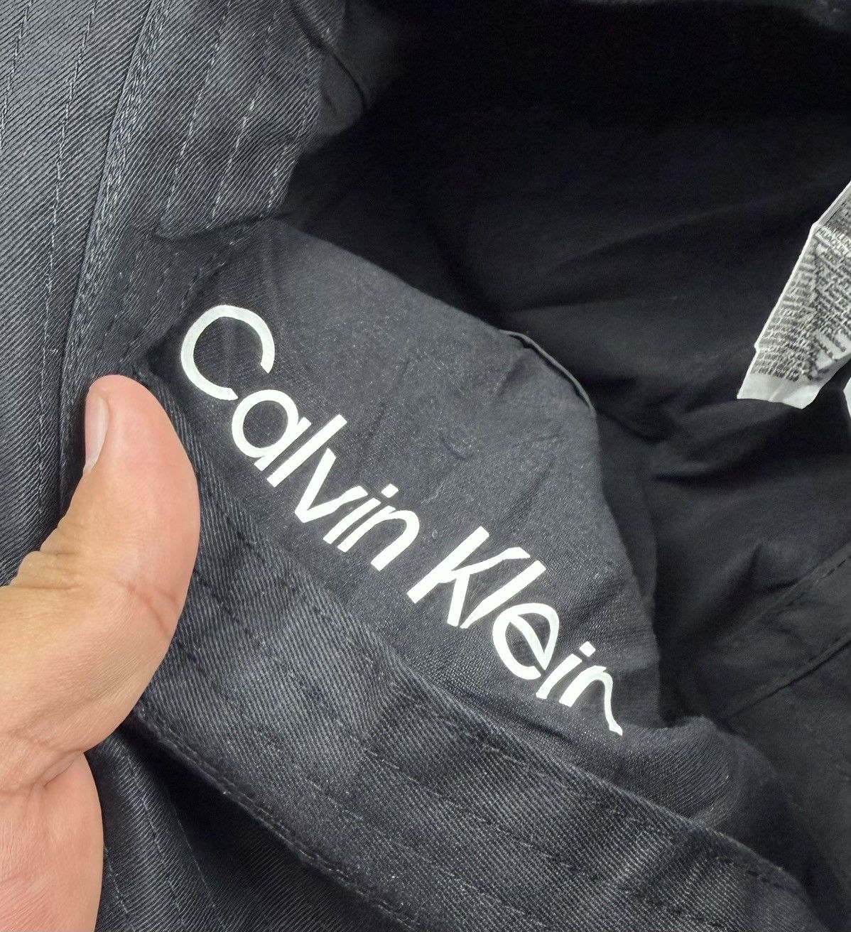 Calvin Klein calvin klein bucket hat tc53 Size ONE SIZE - 8 Thumbnail