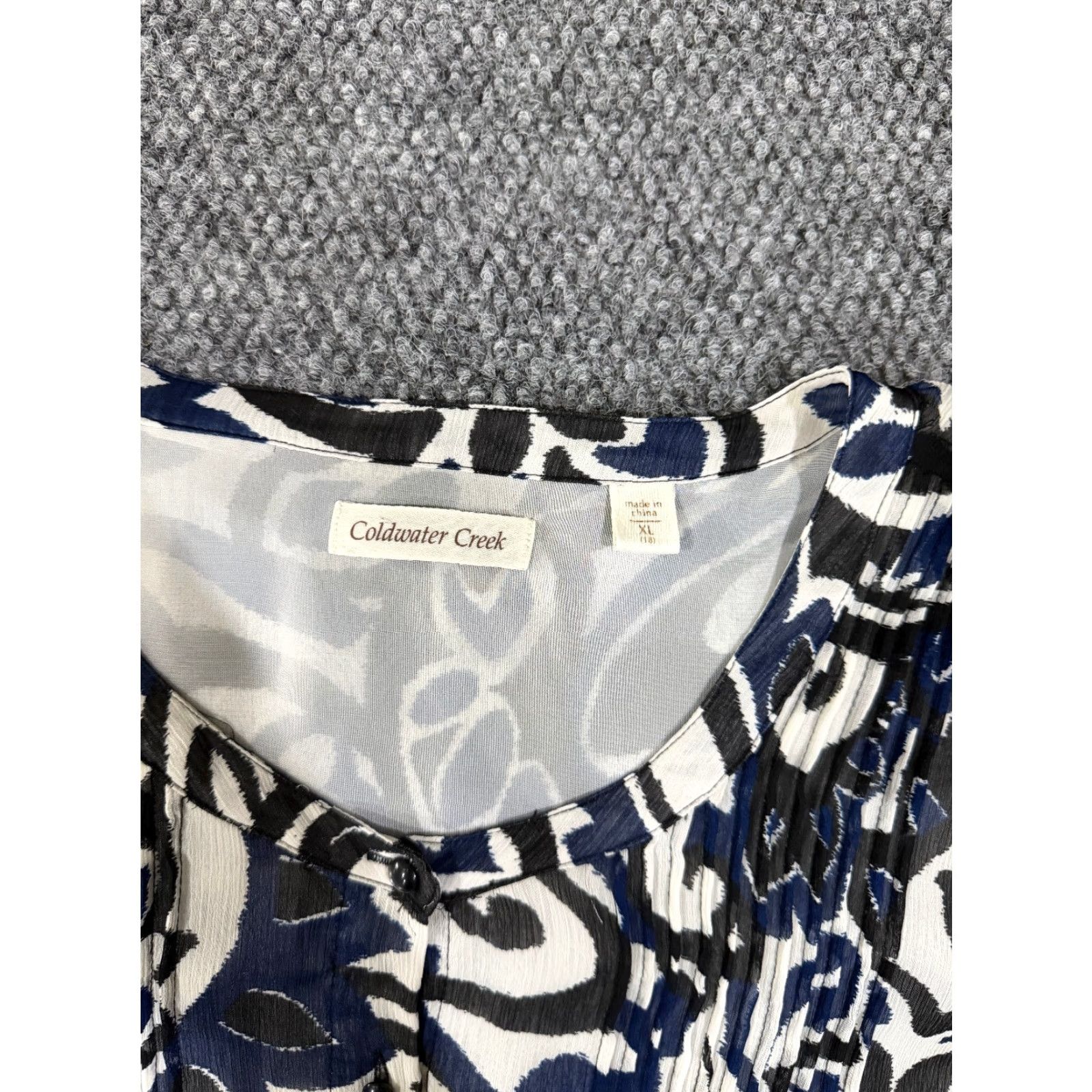 Coldwater Creek Coldwater Creek Blouse Womens XL Blue Black White Paisley Long Sleeve Button up Size XL / US 12-14 / IT 48-50 - 3 Thumbnail