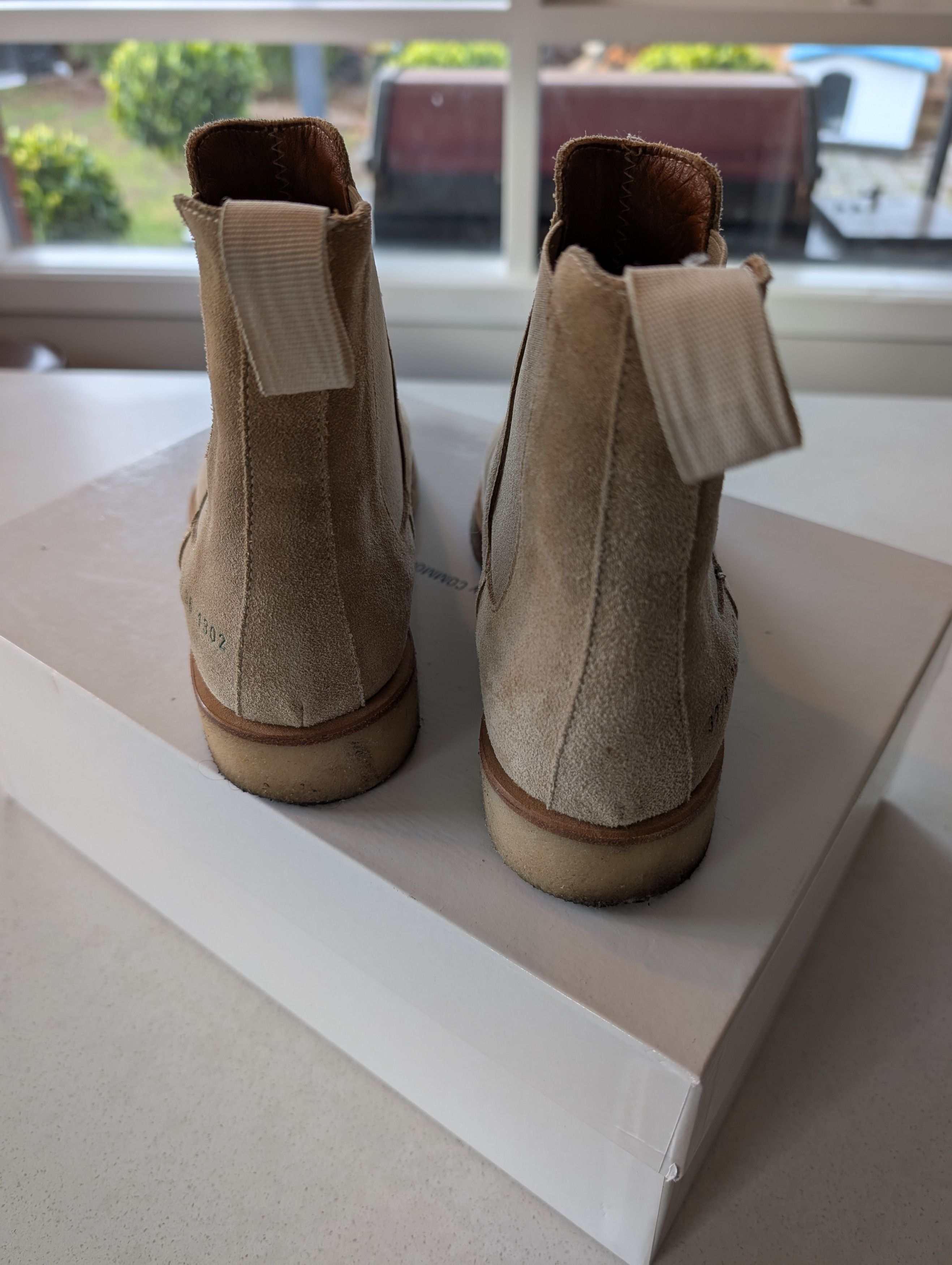 Common Projects Common Projects Chelsea boots Suede Tan Size US 6 / IT 36 - 5 Thumbnail
