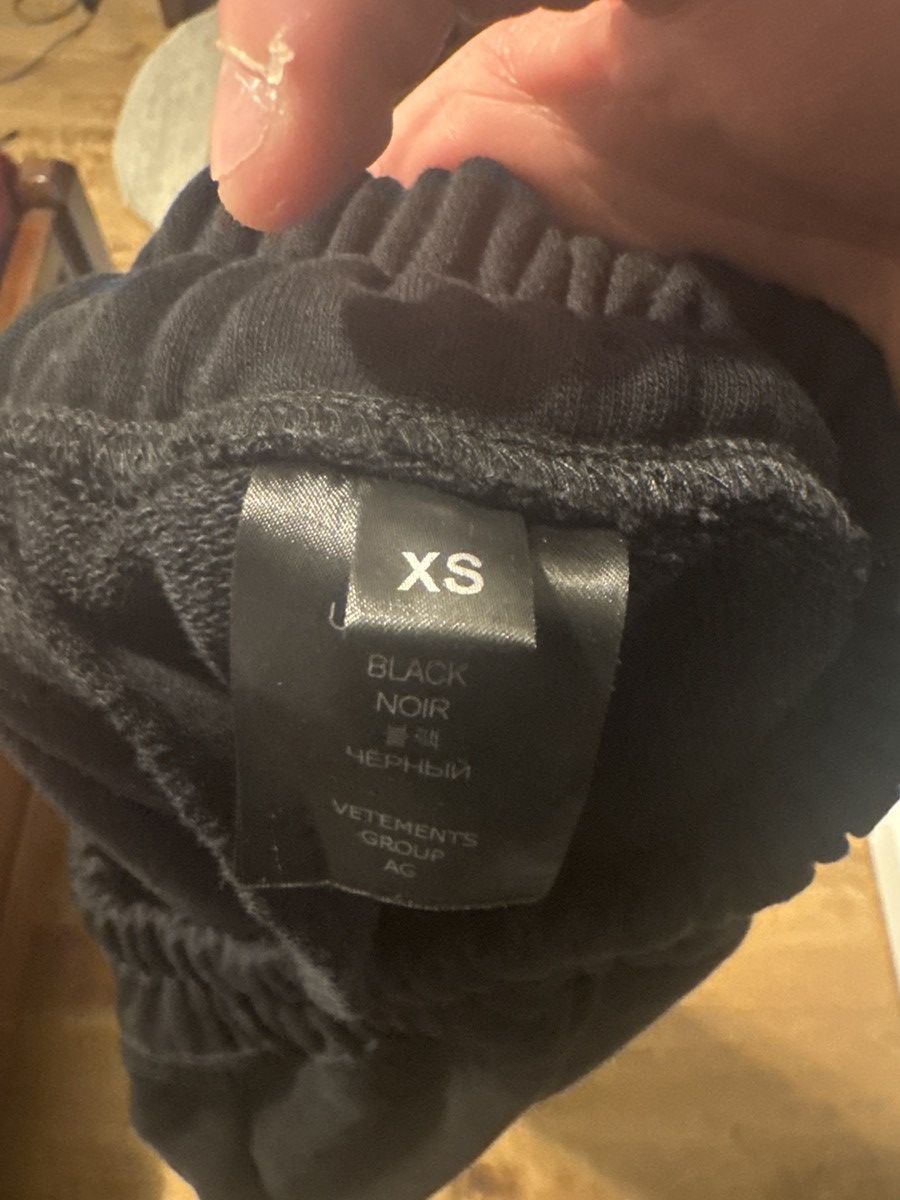 Vetements Vetements Sweatpants Black XS Sticky Note Size US 30 / EU 46 - 12 Thumbnail