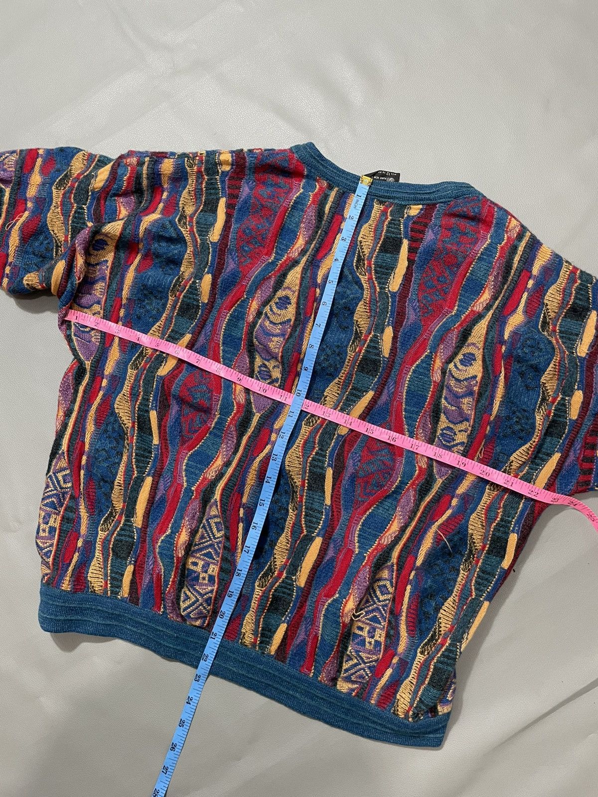 Coogi Coogi Style 3D Knitt Australia Emaroo Sweater distress Size US XS / EU 42 / 0 - 12 Thumbnail