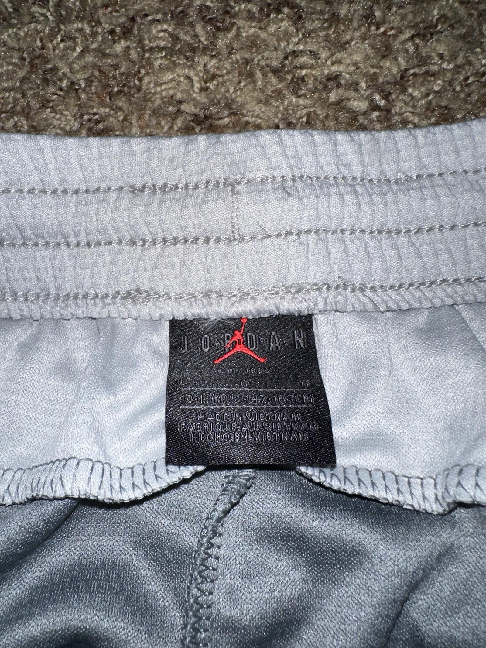 Nike Jordan Jumpman Life Sport Grey Short Size US 26 / EU 42 - 2 Thumbnail