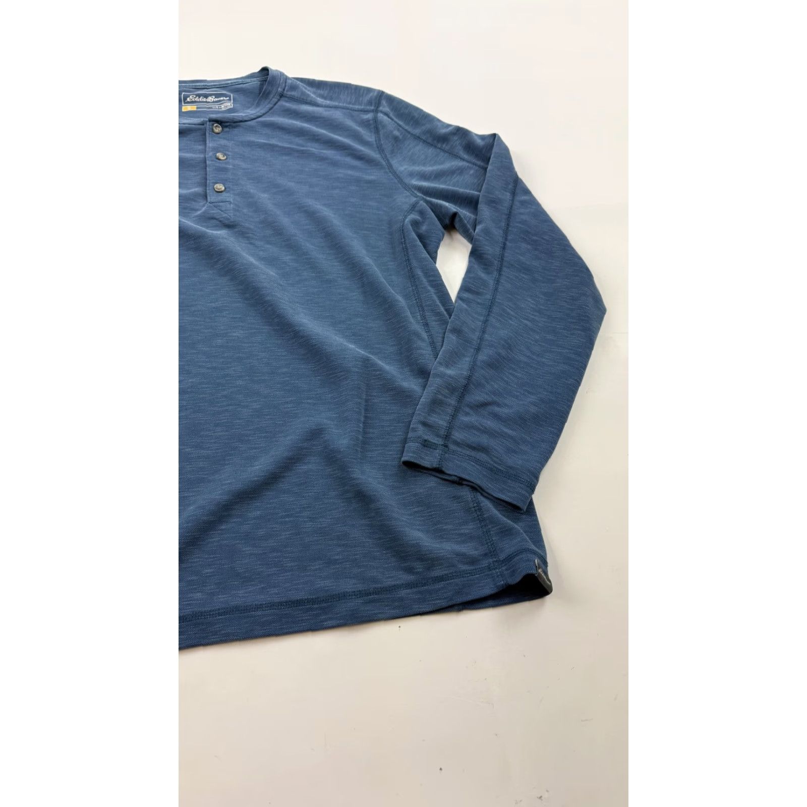 Eddie Bauer Eddie Bauer Shirt Mens L Blue Active Performance Long Sleeve Henley Tencel Lyocell Polyester Travex Size US L / EU 52-54 / 3 - 2 Thumbnail