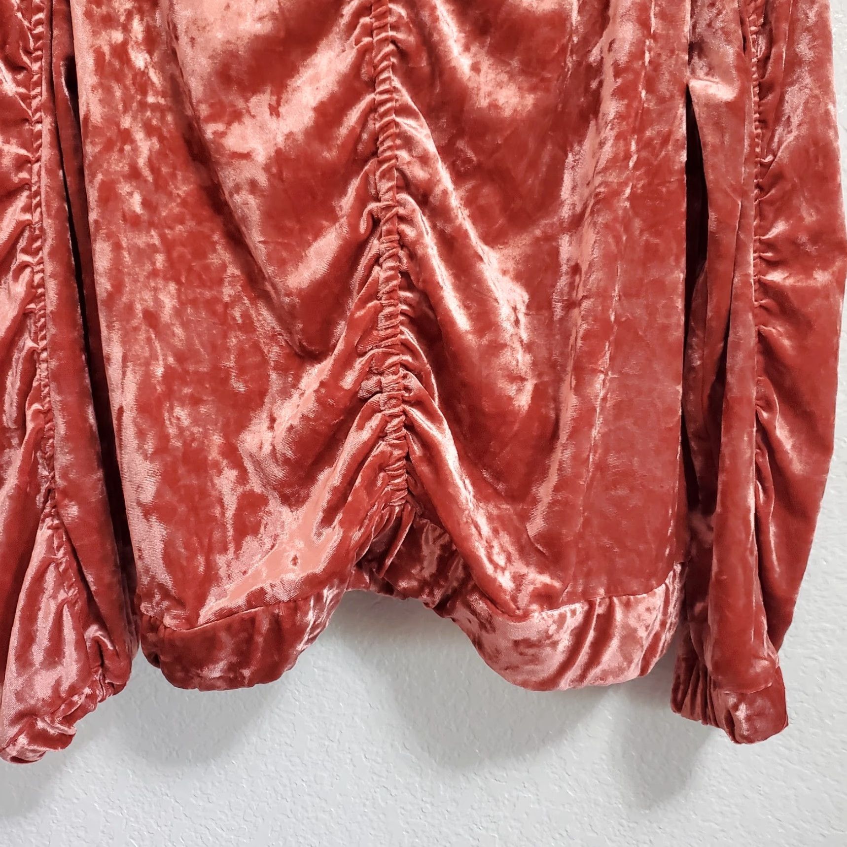 Velvet MaroNie Velvet Bomber Jacket Womens M Mauve Full Zip Ruched Back Elastic Waist & Cuffs Size M / US 6-8 / IT 42-44 - 7 Thumbnail