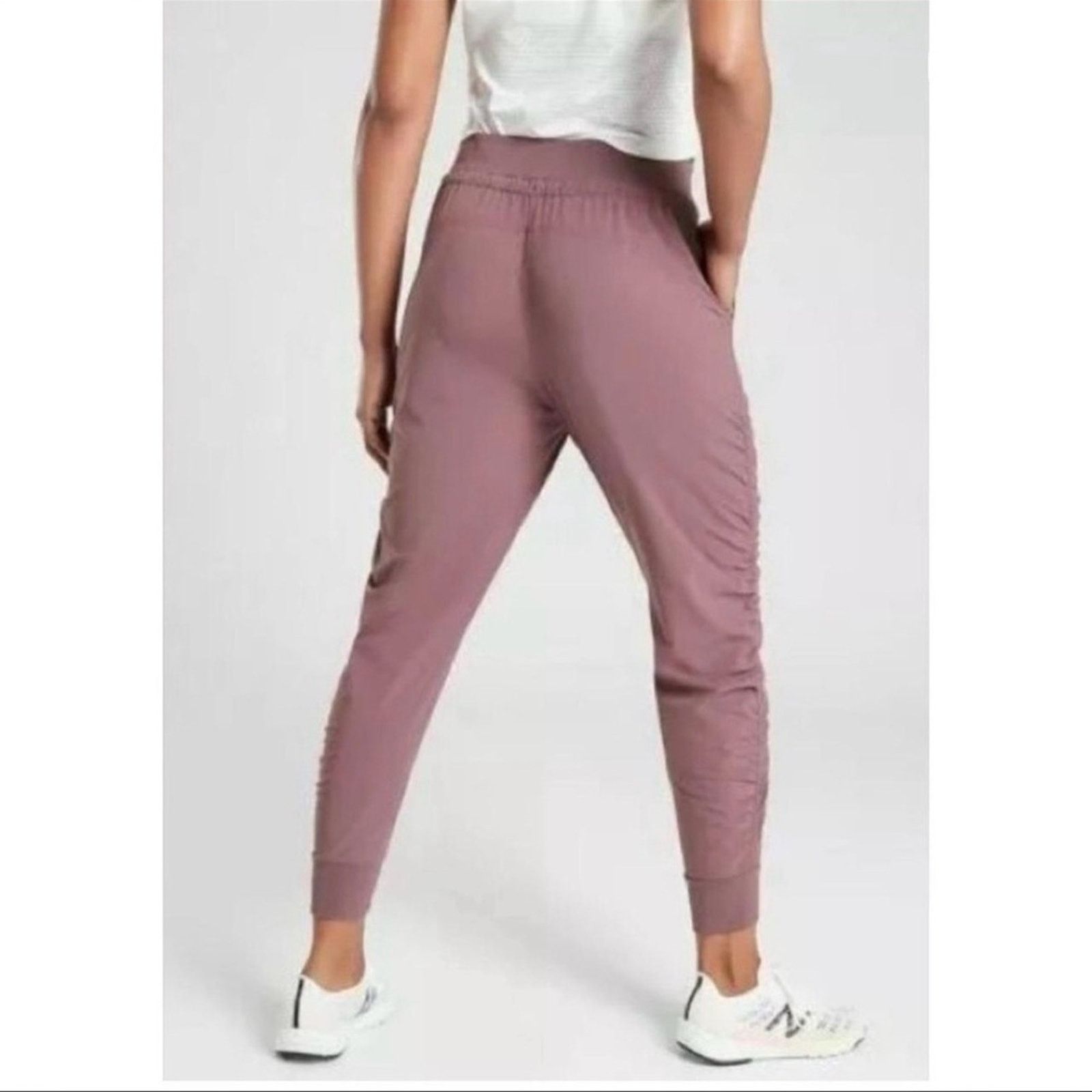 Athleta Athleta Attitude Ruched Jogger Pants Womens 6 VolcanicViolet Size 28" / US 6 / IT 42 - 3 Thumbnail