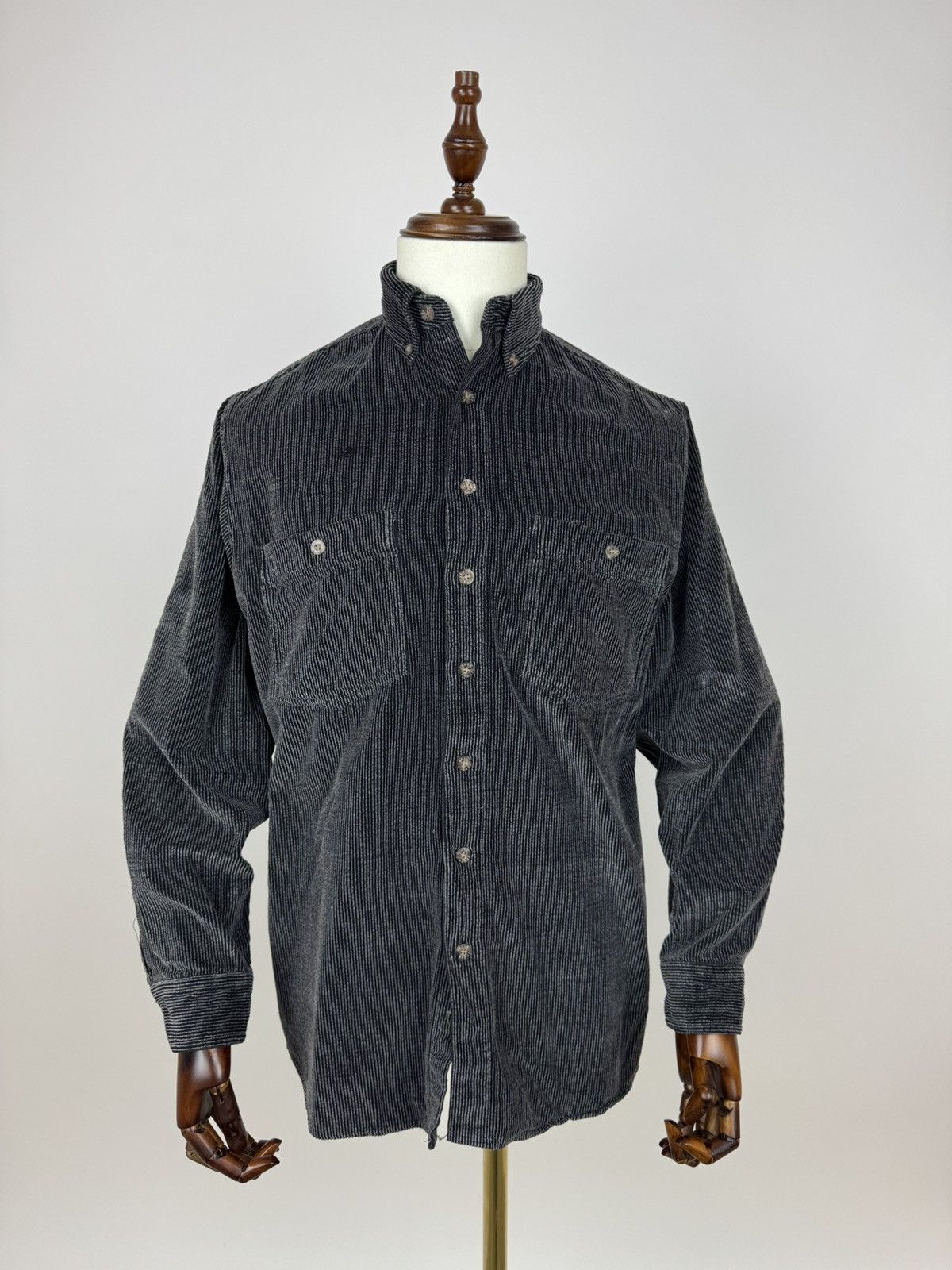 Other John F. Gee corduroy shirt Mens vintage button down casual Size US M / EU 48-50 / 2 - 1 Thumbnail