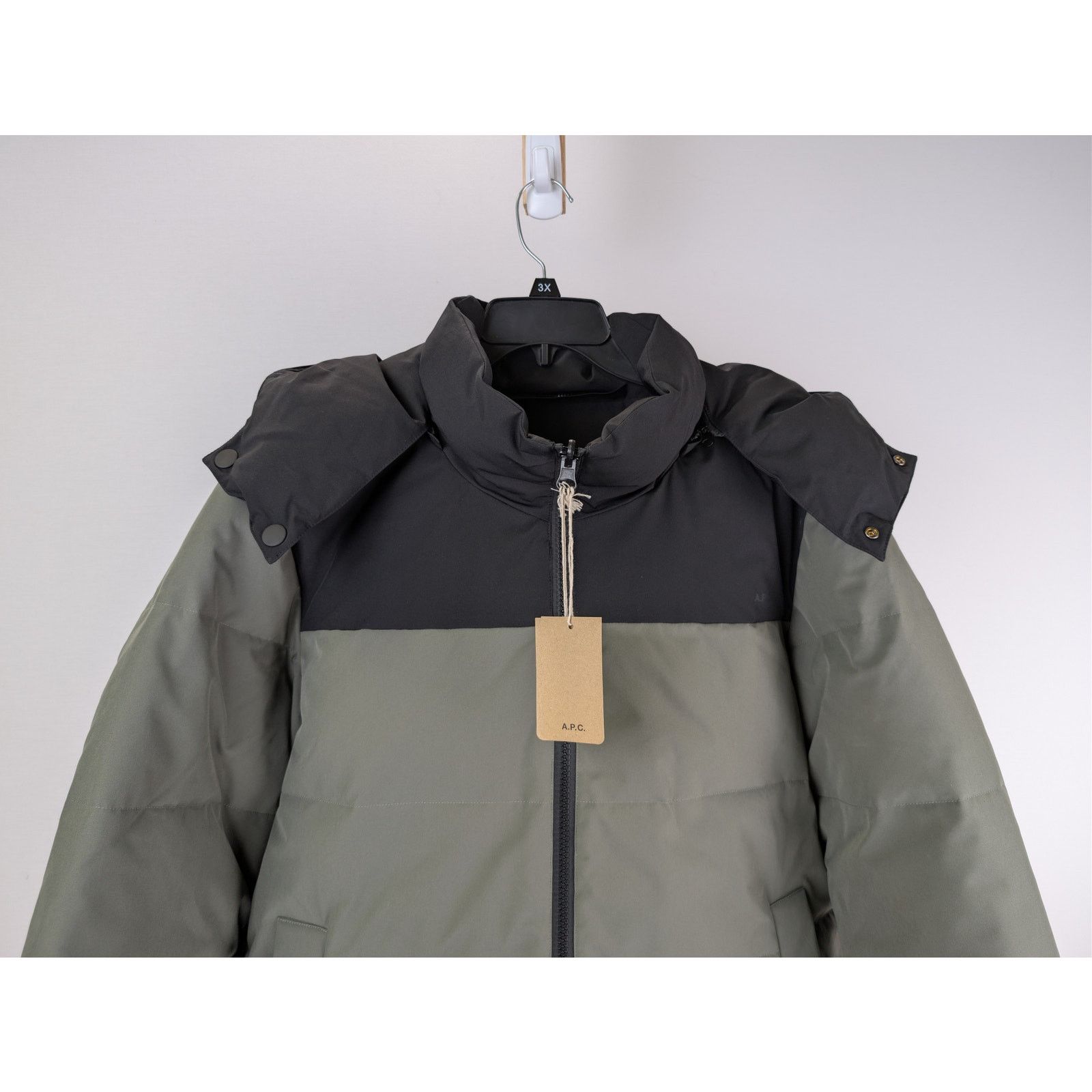 A.P.C. o1rshd1 Reversible Doudoune Sam Hoodie Jacket Kaki Military Size US L / EU 52-54 / 3 - 3 Thumbnail