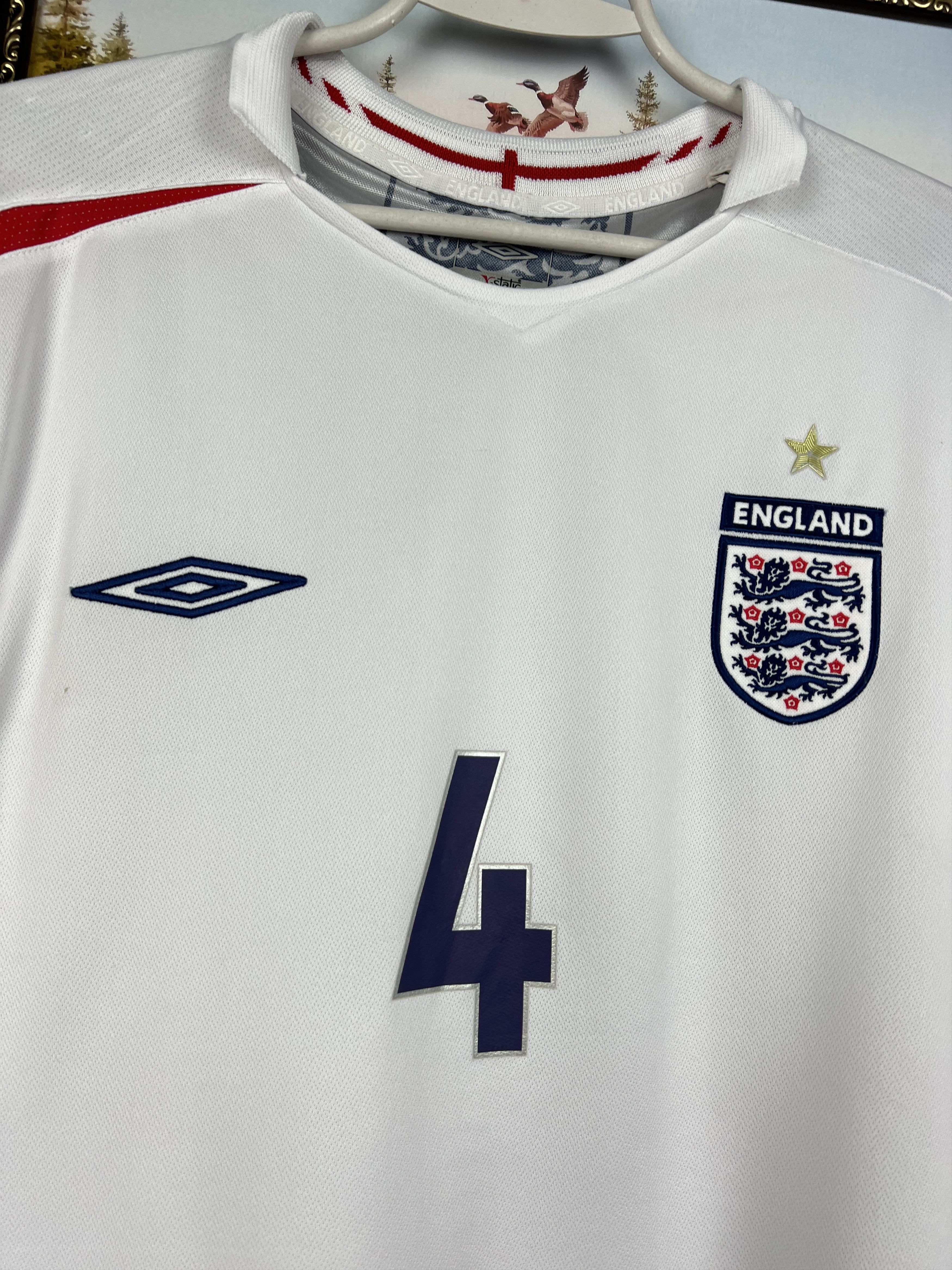 Umbro England football shirt Long Sleeve #4 Gerrard Jersey Trikot Size US XL / EU 56 / 4 - 4 Thumbnail