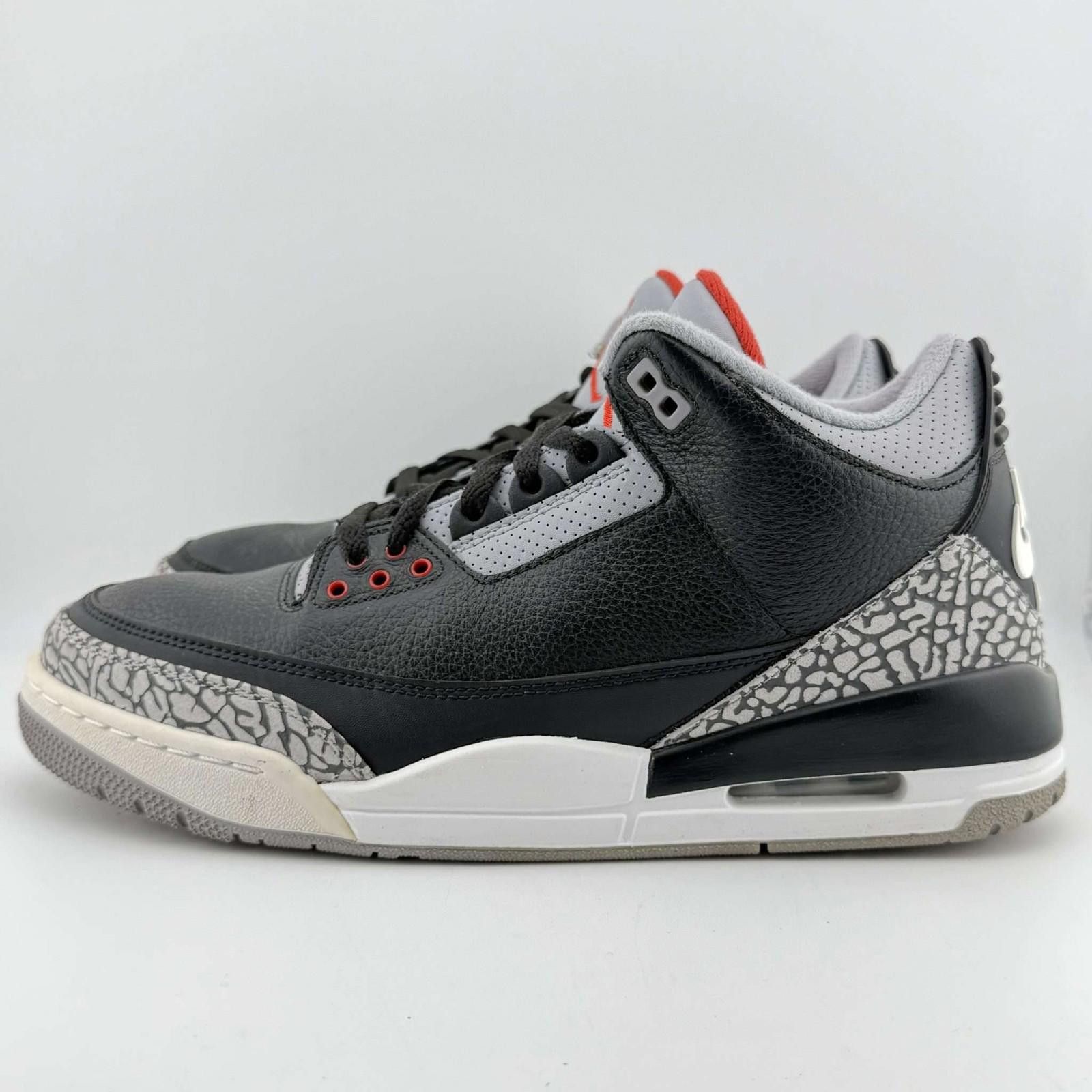 Jordan Brand Jordan 3 Black Cement 2018 US 9 Used No Box Size US 9 / EU 42 - 2 Thumbnail