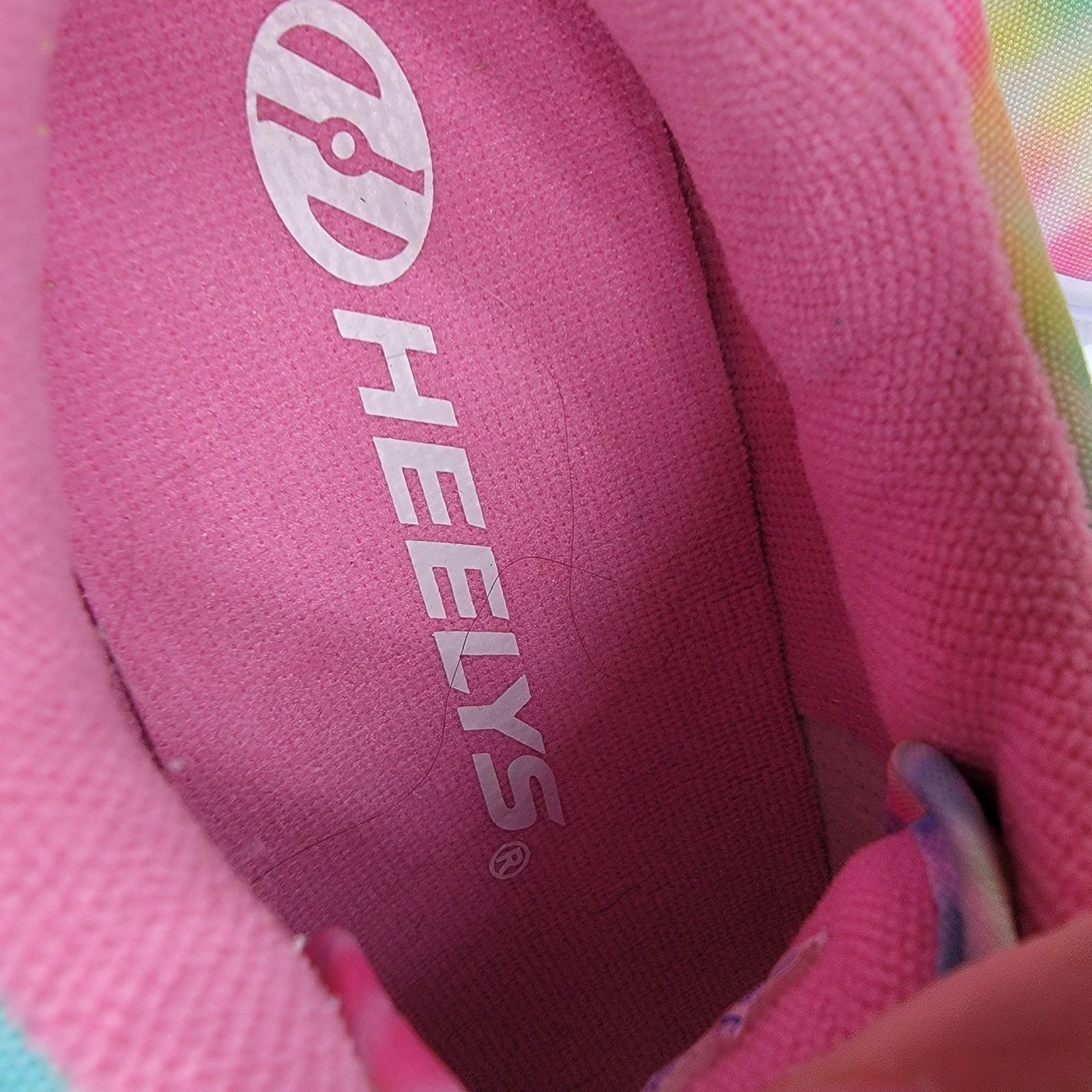 Heelys Heelys Pro 20 Ella Tie Dye Roller Shoes Size 5Y / 6W (128) Size US 6 / IT 36 - 7 Thumbnail