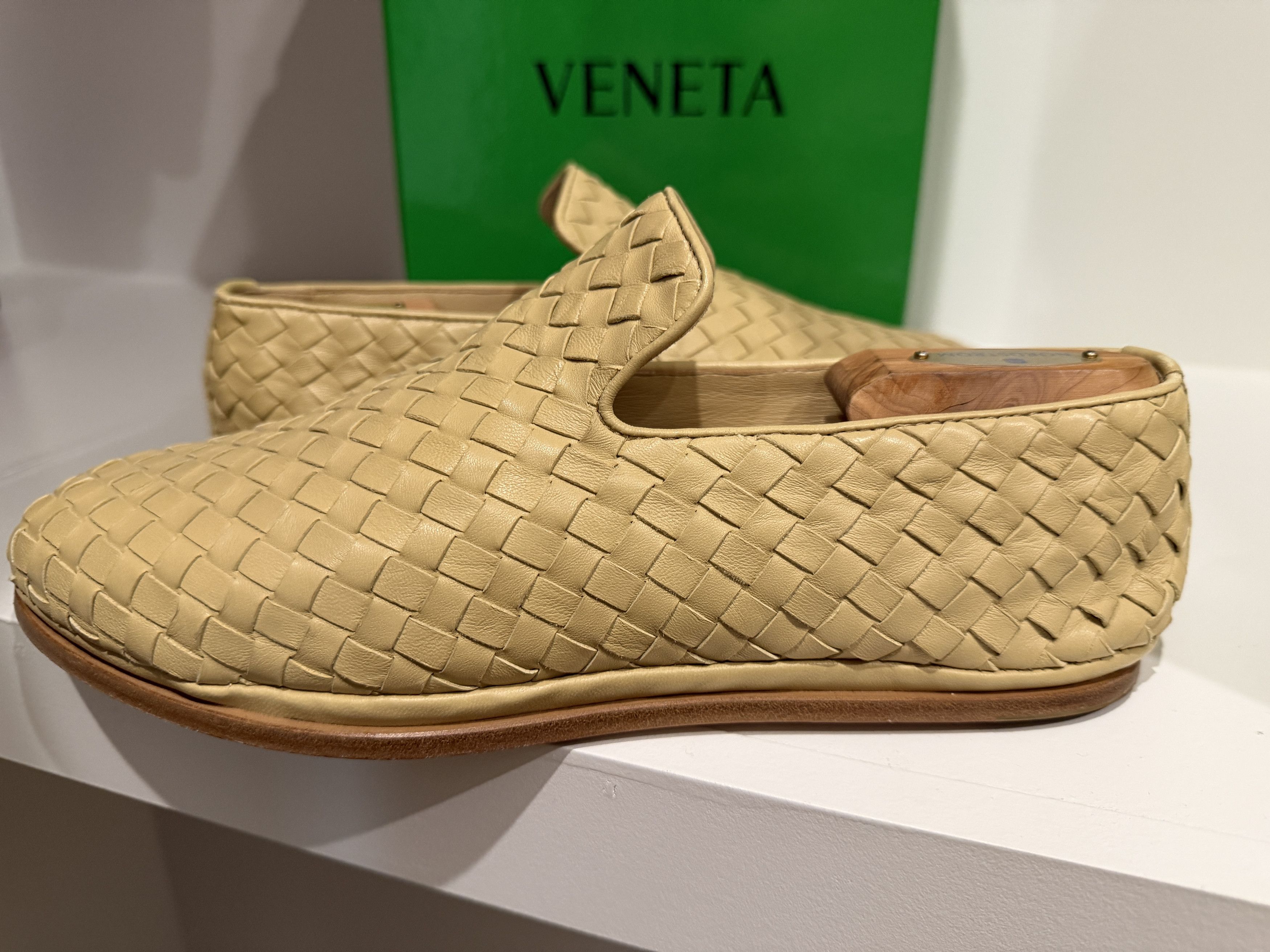 Bottega Veneta Bottega Veneta Opaque Weave Leather Shoes in Cane Sugar 40.5 Size US 7.5 / EU 40-41 - 5 Thumbnail