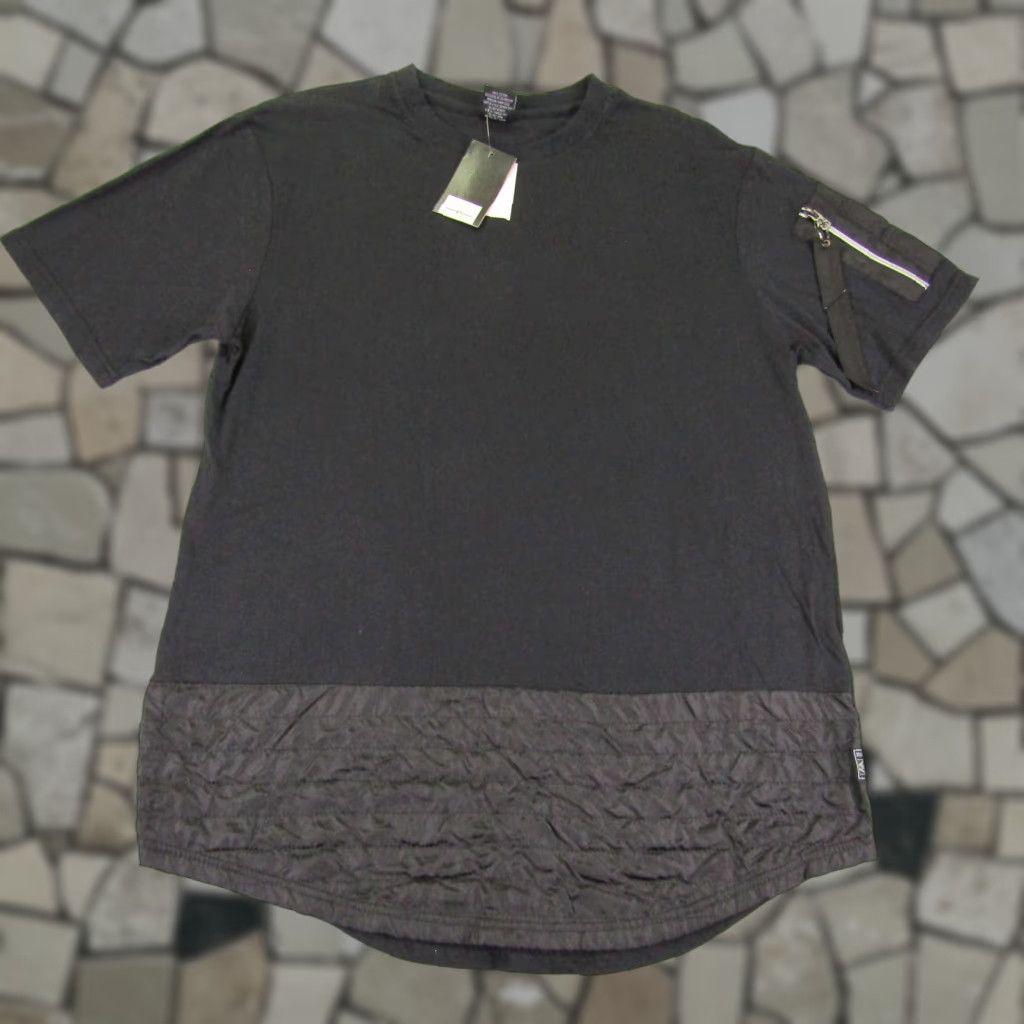Southpole Southpole Shirt Mens XL Black Crewneck Short Sleeve Pockets Zip Size US XL / EU 56 / 4 - 1 Thumbnail