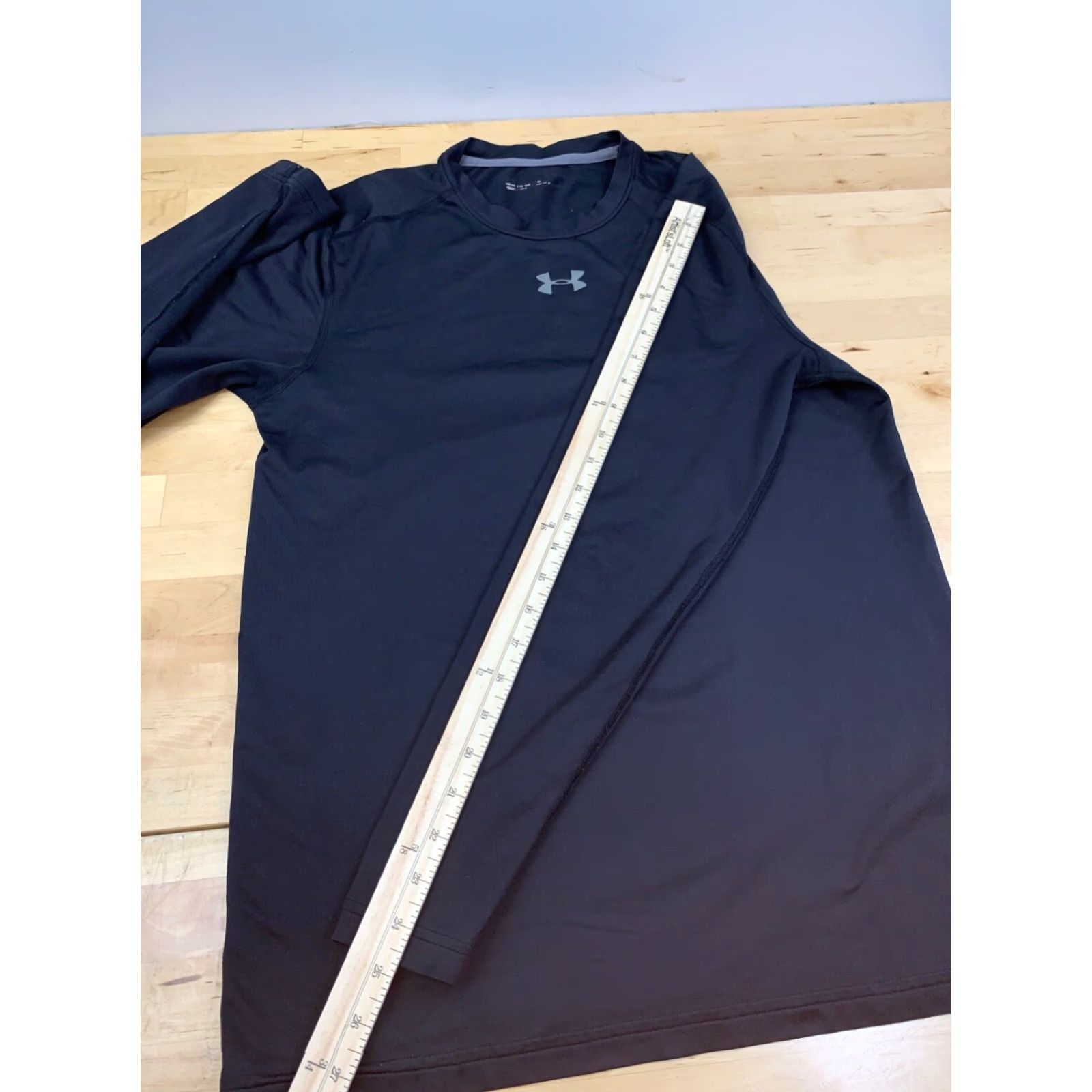 Under Armour Under armour ColdGear Long Sleeve Shirt Mens M Black Pullover Activewear 10394 Size US M / EU 48-50 / 2 - 5 Thumbnail