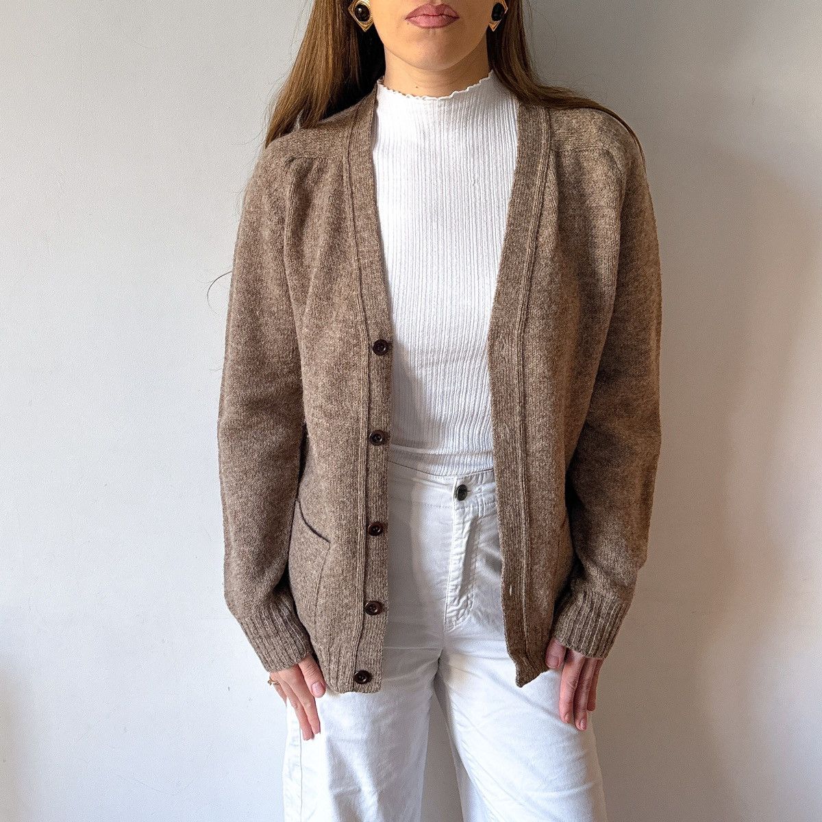 Alan Paine Alan Paine vintage 80s wool beige cardigan buttons Size US S / EU 44-46 / 1 - 1 Thumbnail