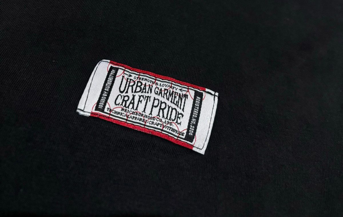 Japanese Brand × Kaws × Neighborhood Neighborhood Kaws Original Fake tee Size US M / EU 48-50 / 2 - 6 Thumbnail