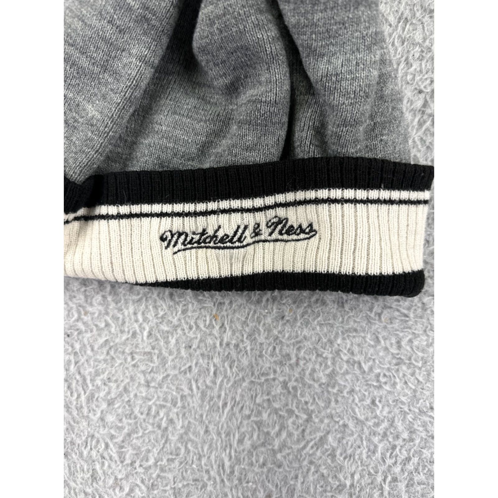 Mitchell & Ness Mitchell & Ness Brooklyn Nets Beanie Mens One Size Gray Size ONE SIZE - 3 Thumbnail