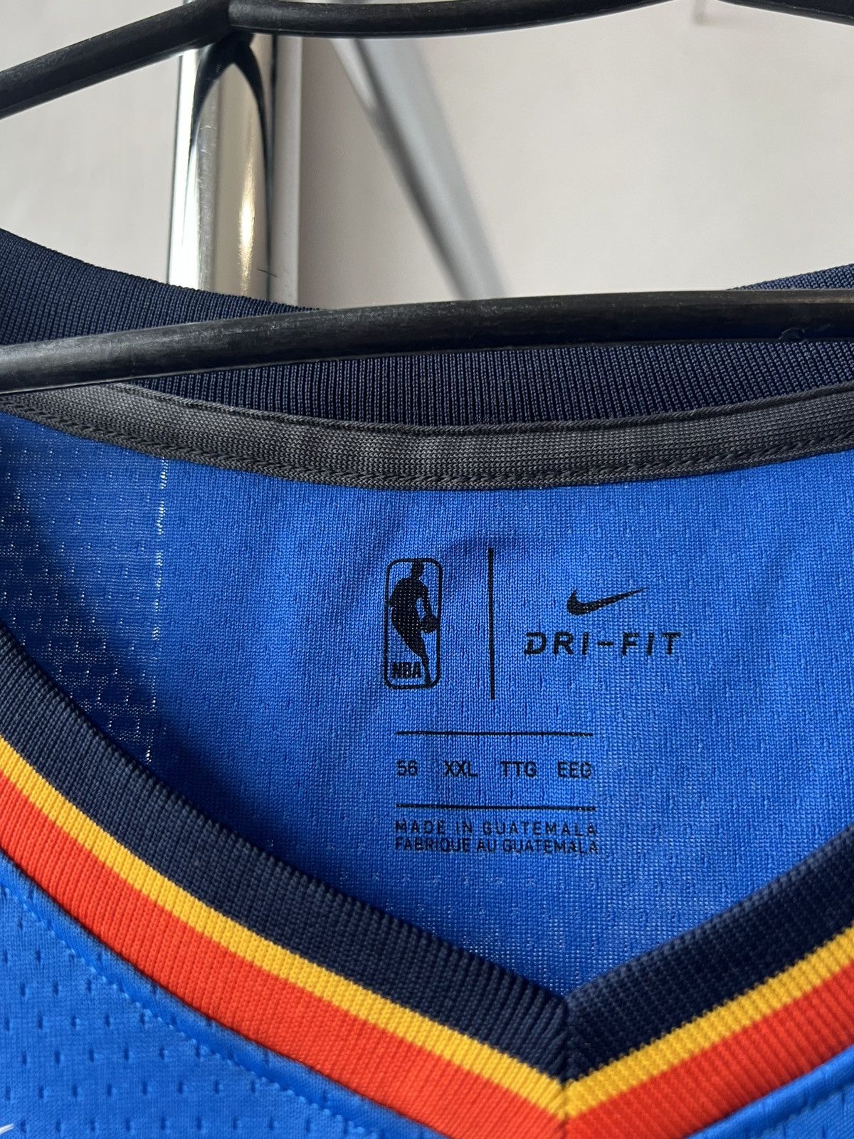 Nike NWT 2017 NBA OKLAHOMA CITY THUNDER NIKE BASKETBALL JERSEY Size US XXL / EU 58 / 5 - 6 Thumbnail