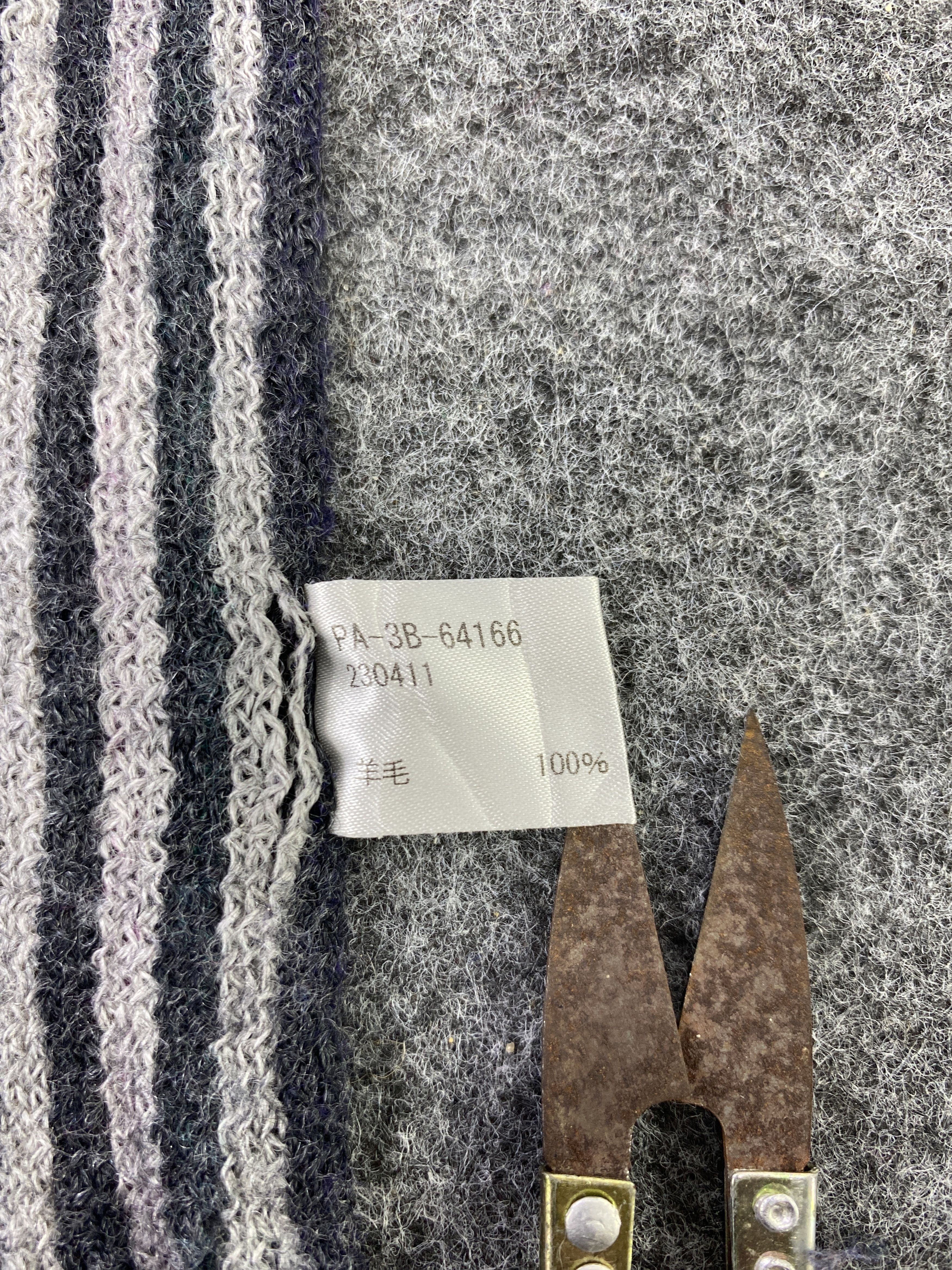Paul Smith Paul Smith Scarf/Muffler/neckwear -T649 Size ONE SIZE - 7 Thumbnail