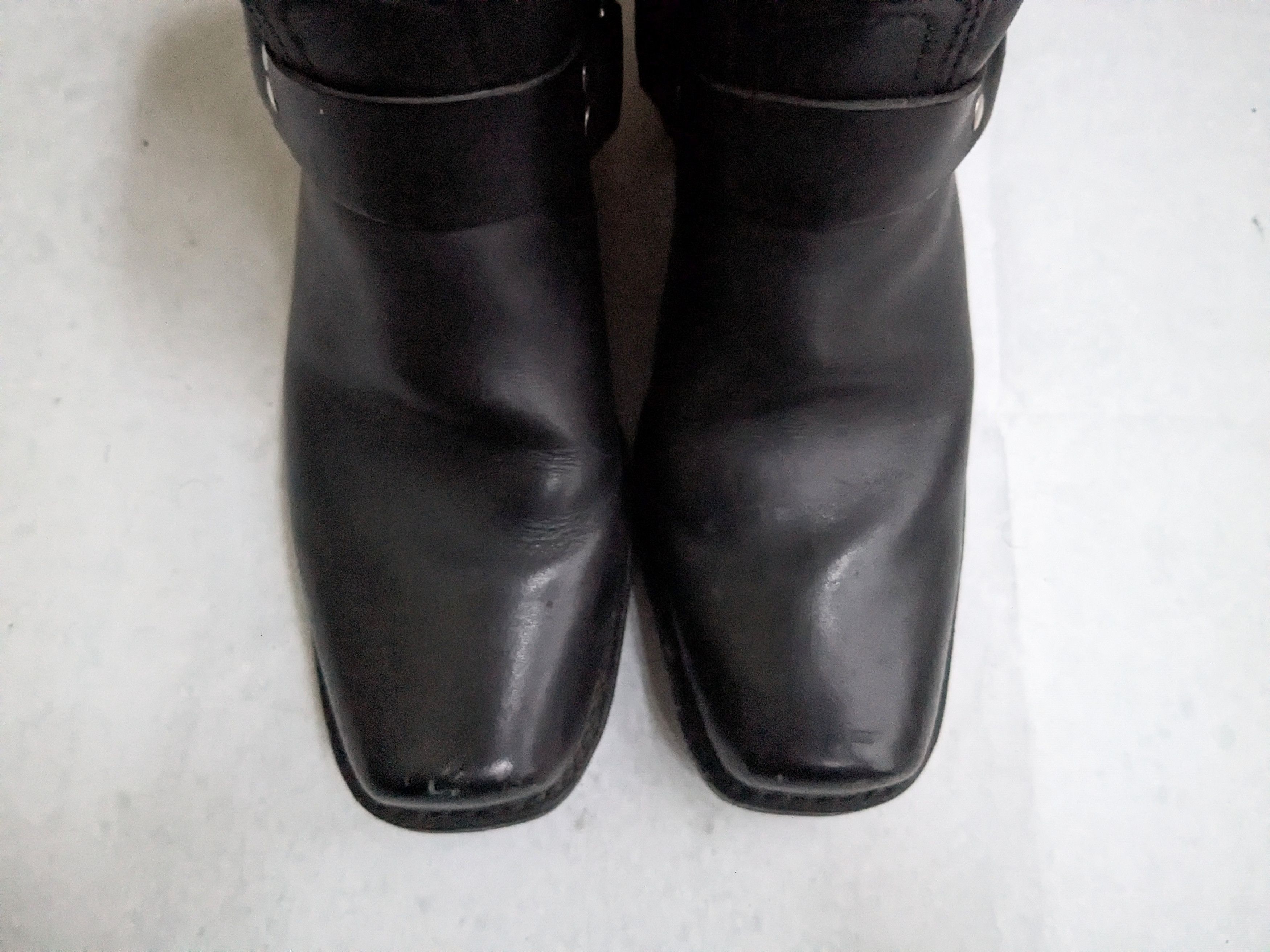 Frye Frye Harness Boots Black Leather 7 Leather Buckle Size US 7 / EU 40 - 5 Thumbnail