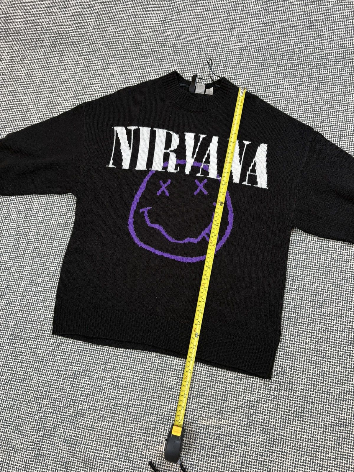 Nirvana H&M Nirvana fuzzy knit jumper sweater grunge alt avant garde Size US S / EU 44-46 / 1 - 5 Thumbnail
