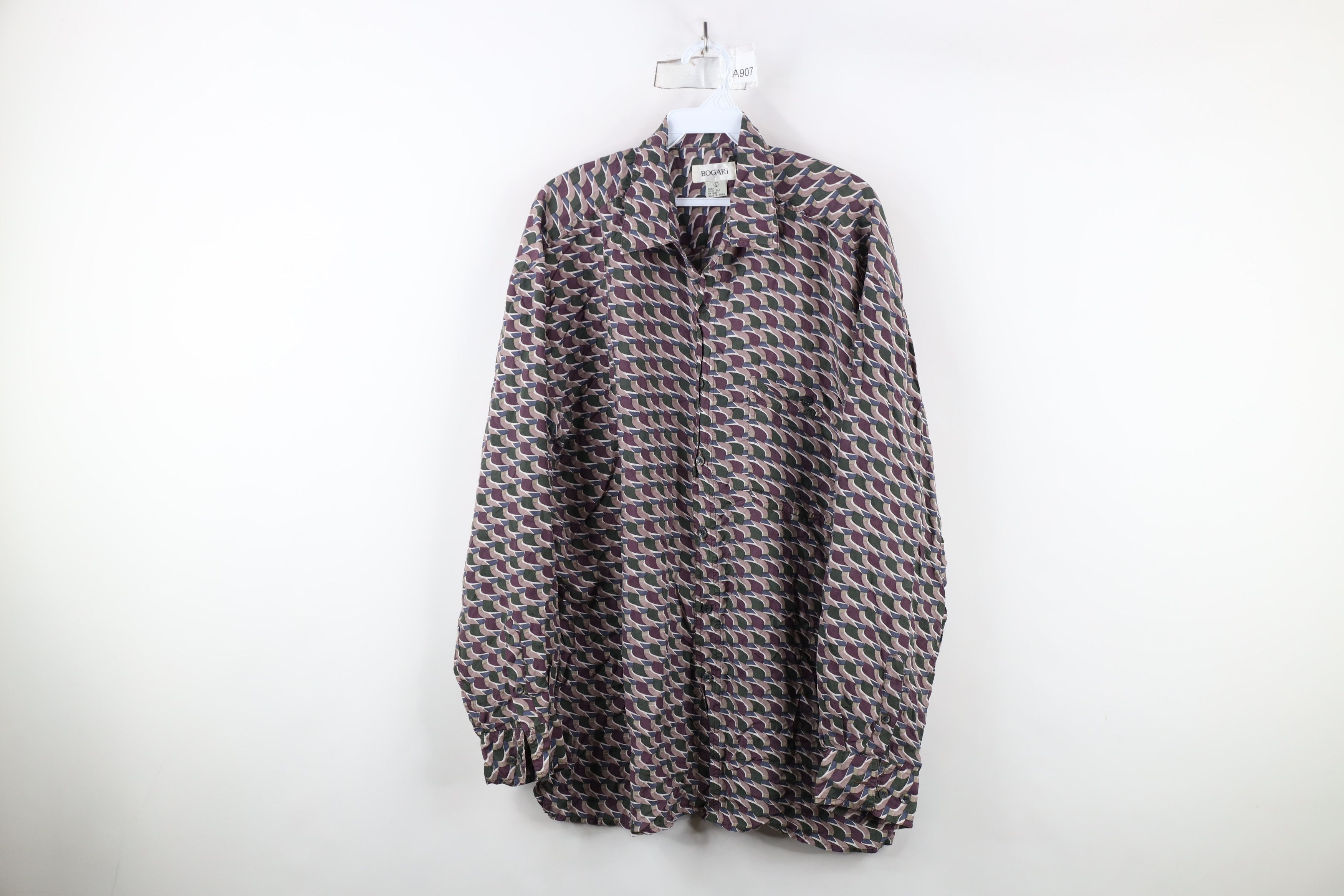 Vintage Vintage 90s Streetwear Silk Geometric Collared Button Shirt Size US L / EU 52-54 / 3 - 1 Thumbnail