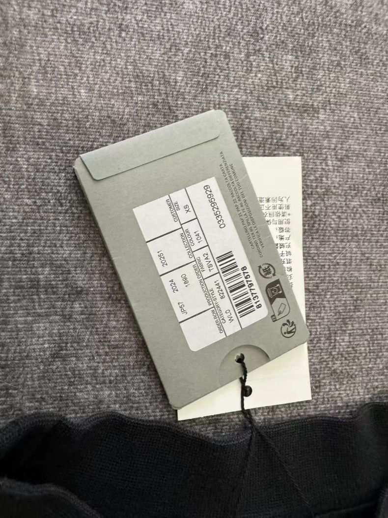 Balenciaga Balenciaga Black flocking jacquard technology, chest lette Size US XS / EU 42 / 0 - 4 Thumbnail