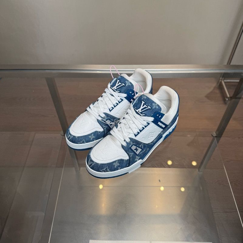 Louis Vuitton Louis Vuitton Denim Low-Top Fashion Sneakers 0079 Size US 8.5 / EU 41-42 - 1 Thumbnail