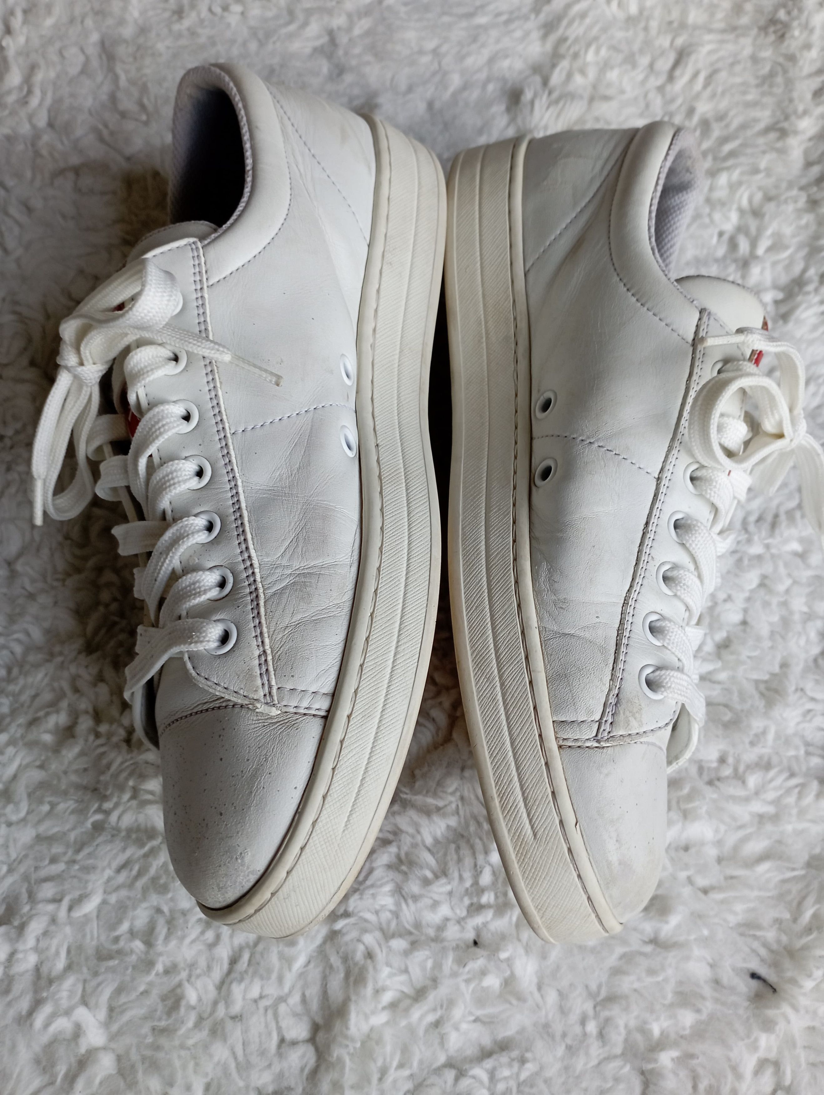 Prada Prada White Classic Shoes w/ Rubber Soles Size UK 7 Men US 9 Size US 7.5 / EU 40-41 - 4 Thumbnail