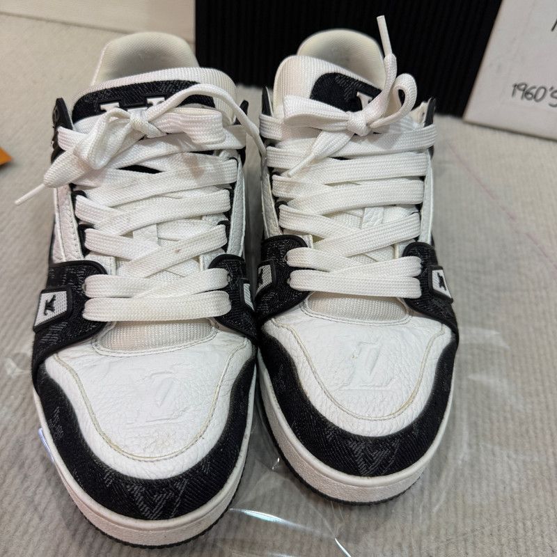 Louis Vuitton Louis Vuitton Trainer Panda Low-Top Sneakers -2508 Size US 8.5 / EU 41-42 - 3 Thumbnail