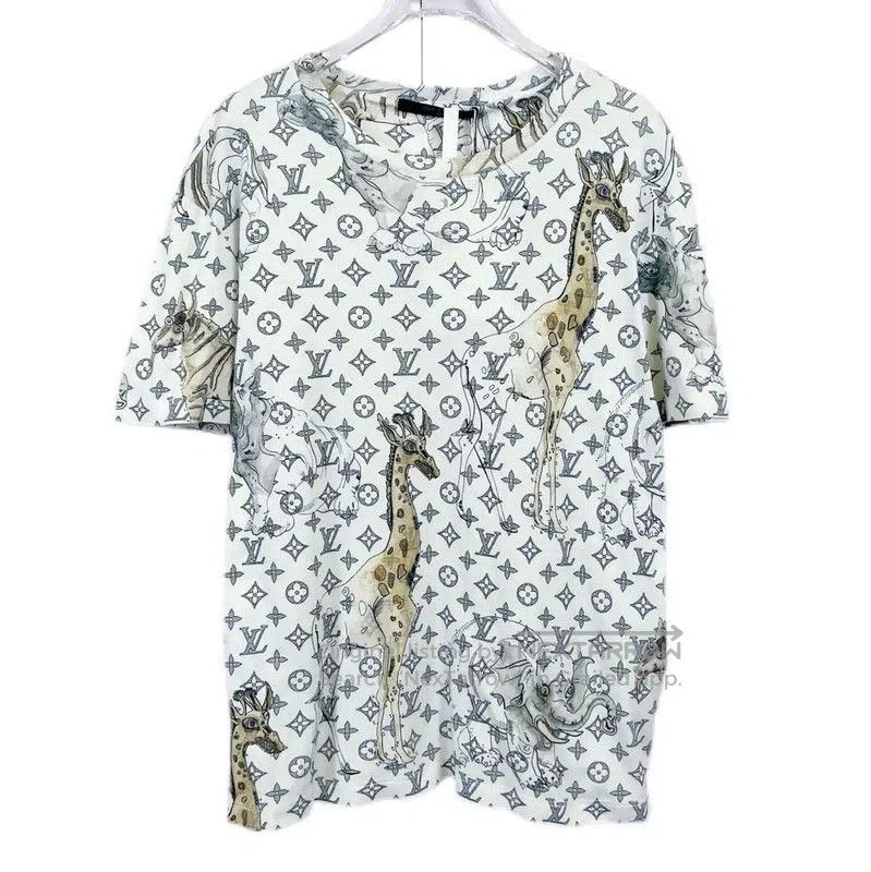 Louis Vuitton Louis Vuitton Summer White Short Sleeve T. Size M / US 6-8 / IT 42-44 - 1 Thumbnail