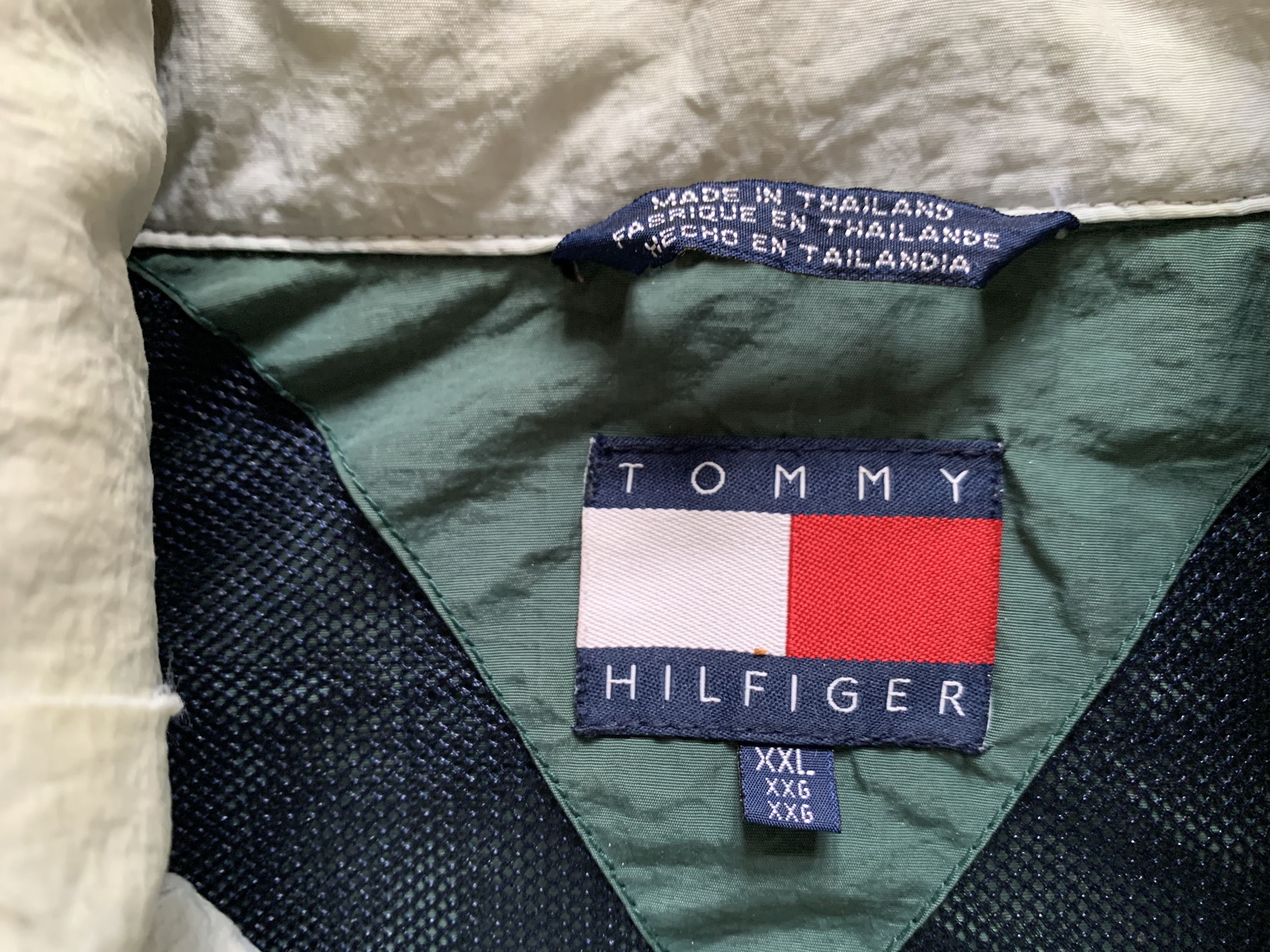 Tommy Hilfiger × Vintage Vintage Tommy Hilfiger Green Windbreaker Jacket 90s Size US XXL / EU 58 / 5 - 6 Thumbnail
