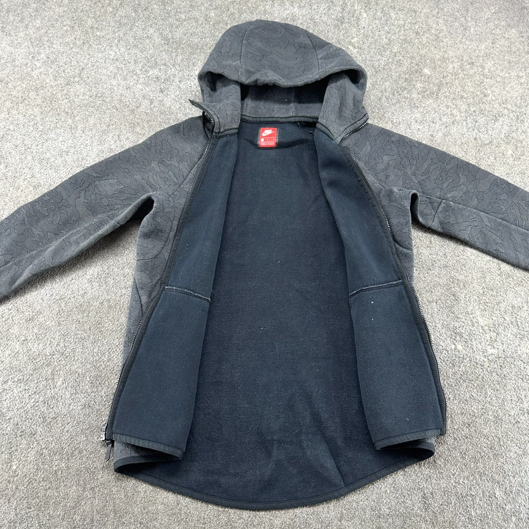 Nike Nike Hoodie Full Zip Mens L Grey Camo Fleece Windrunner Tech Fleece Sweatshirt Sweatshirt Size US L / EU 52-54 / 3 - 2 Thumbnail