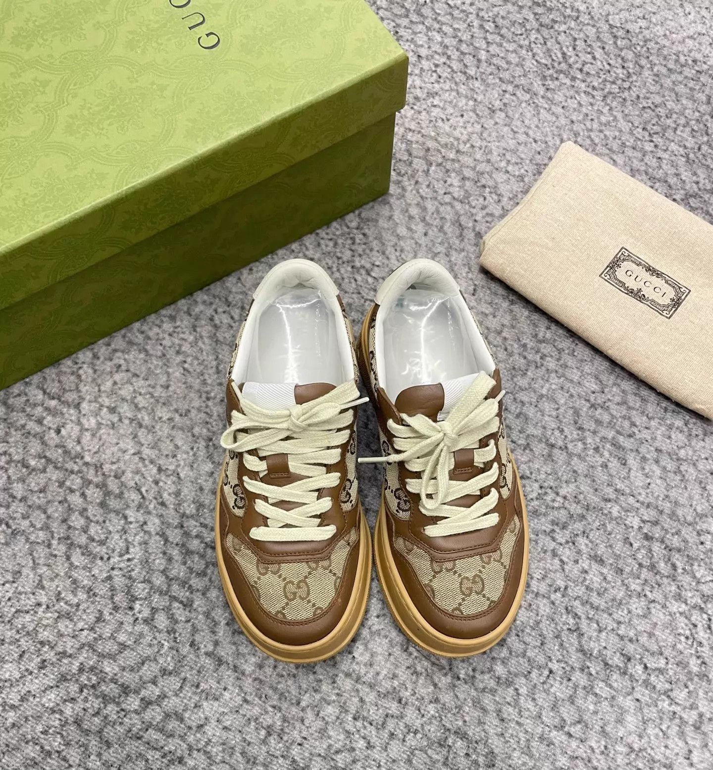 Gucci Gucci Double G All Over Print Brown Cookie Sneakers Size US 5 / IT 35 - 1 Thumbnail