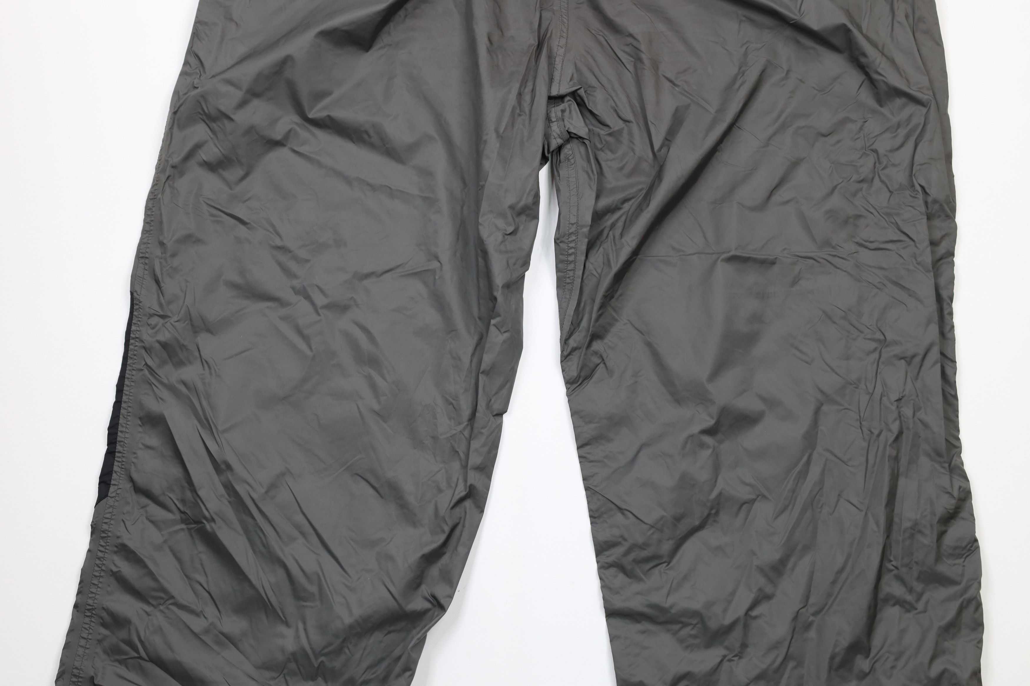 Cabelas × Vintage Vintage Cabelas Waterproof Wide Leg Rain Pants Nylon Gray Size US 40 / EU 56 - 11 Thumbnail