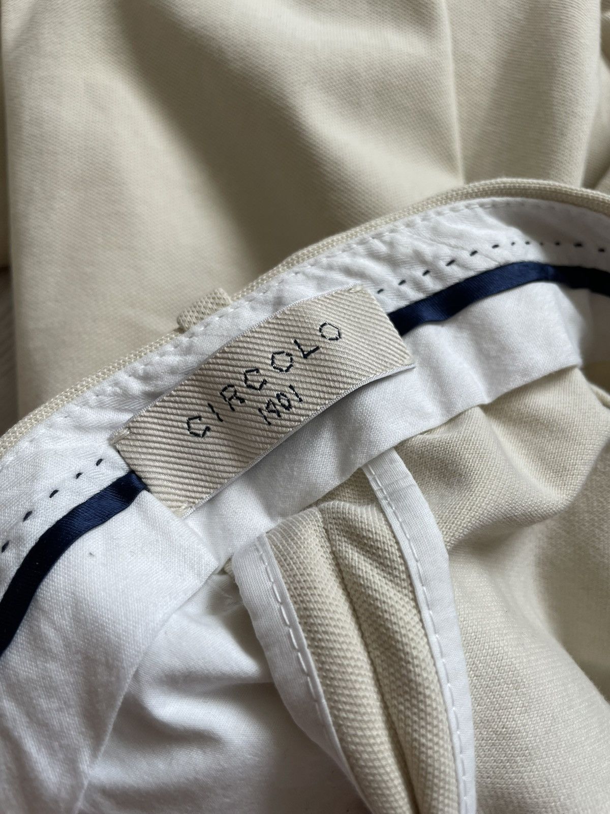 Circolo 1901 Circolo 1901 Women’s beige pants size 46 Size 32" / US 10 / IT 46 - 10 Thumbnail