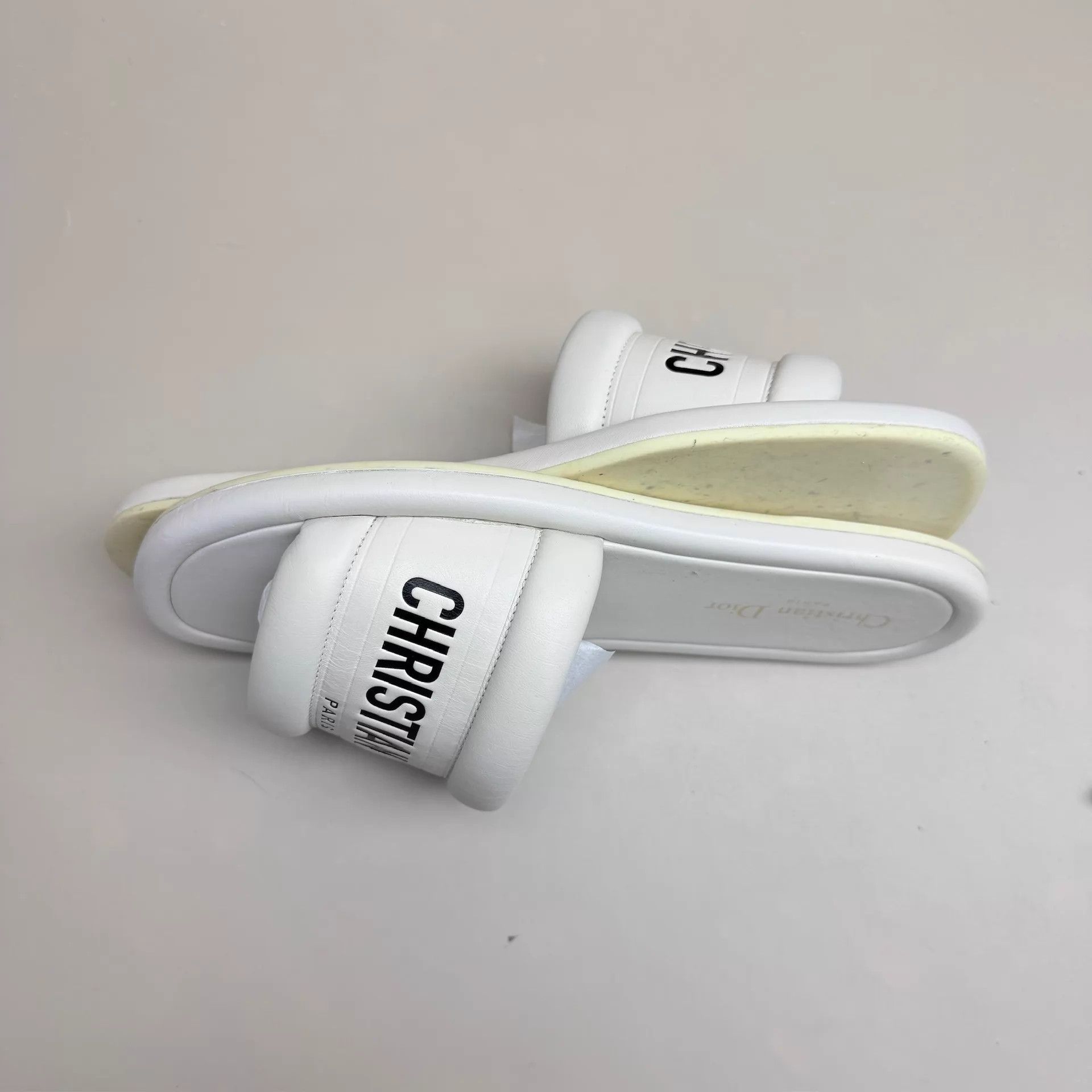Dior Dior Cloud Slippers 38 B&W Logo Print 95 New Size US 7.5 / IT 37.5 - 4 Thumbnail