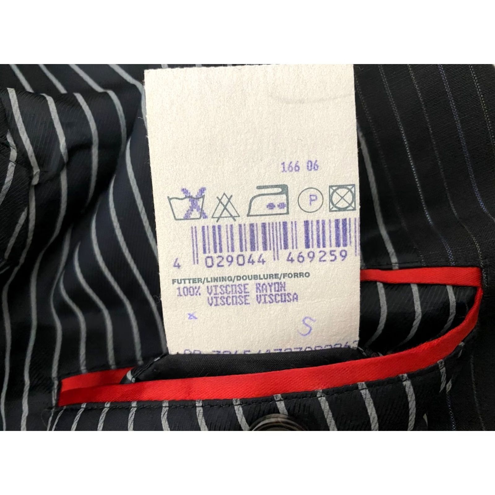 Hugo Boss Hugo Boss Blazer Shirt Wool Jacket 48 Black Mens 100% Wool 48 Chest Size 48 Sports Coat Vintage References Size 48R - 7 Thumbnail